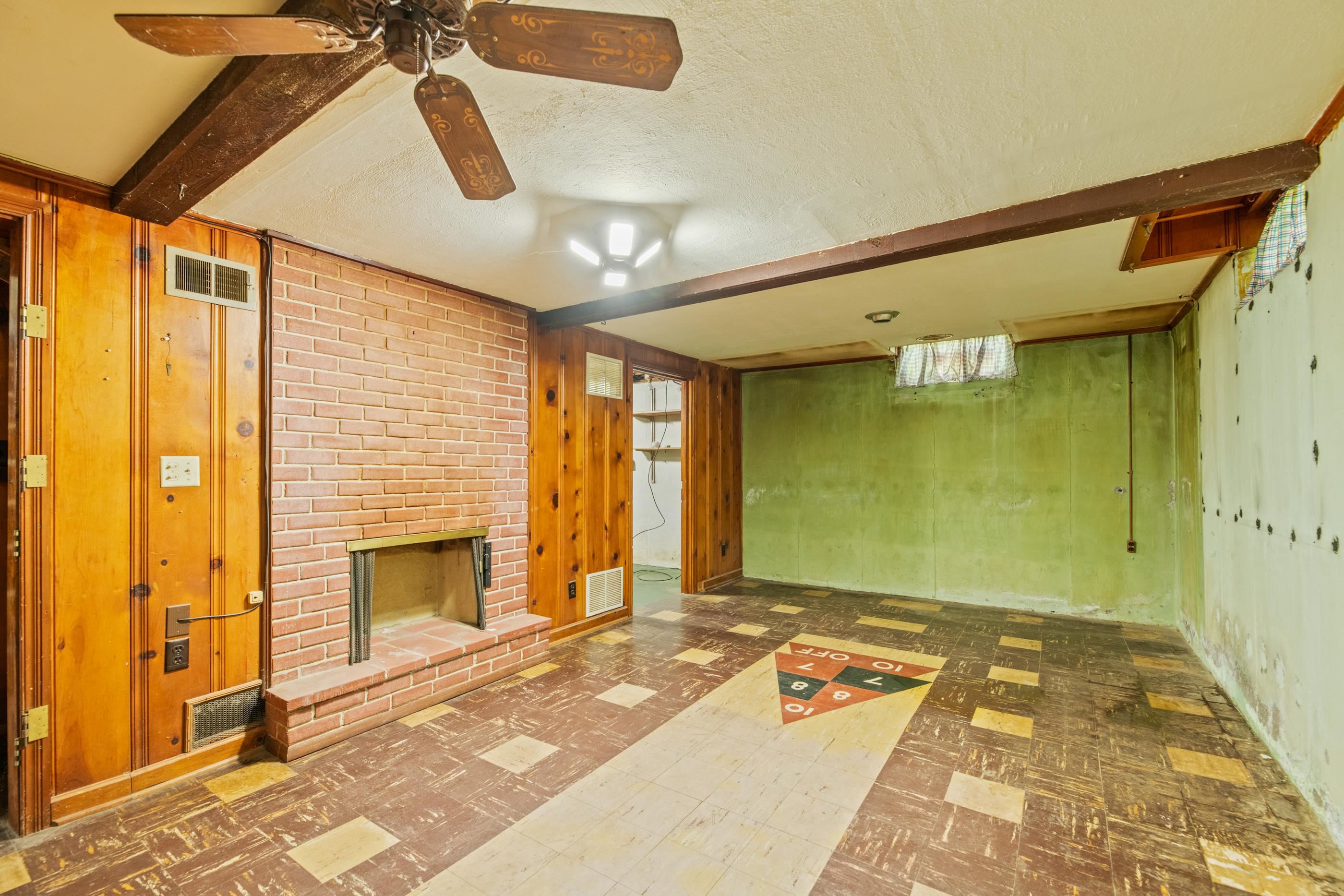 1820 S Pinecrest St Property Photo 11