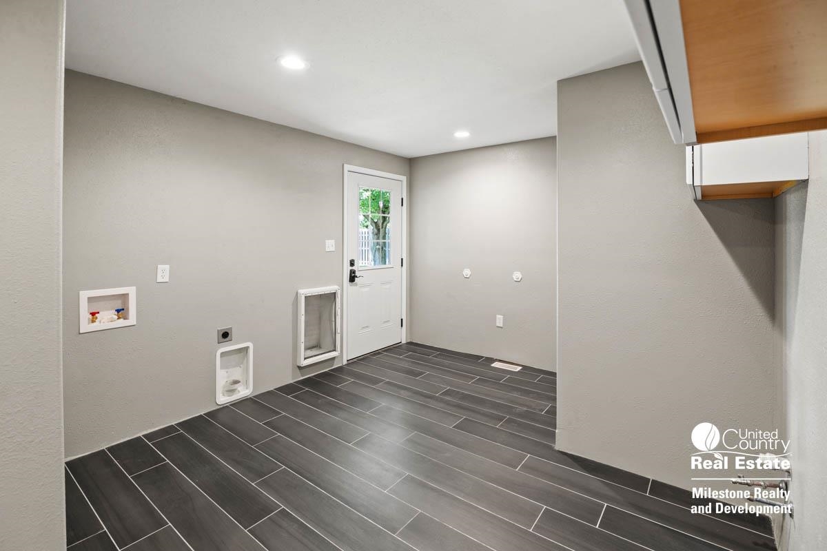 4001 N Sycamore Property Photo 26