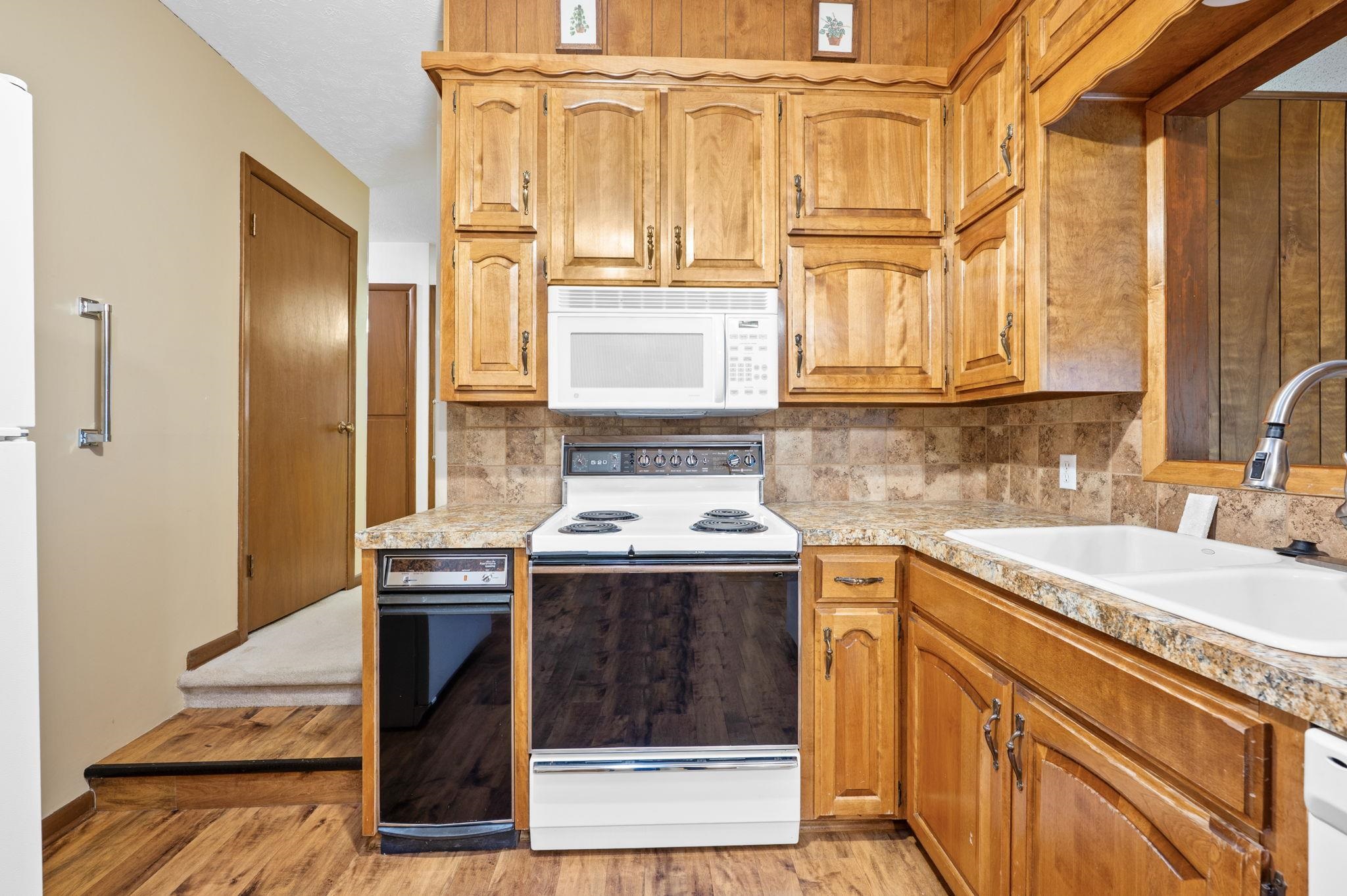 2516 N Halstead Property Photo 10
