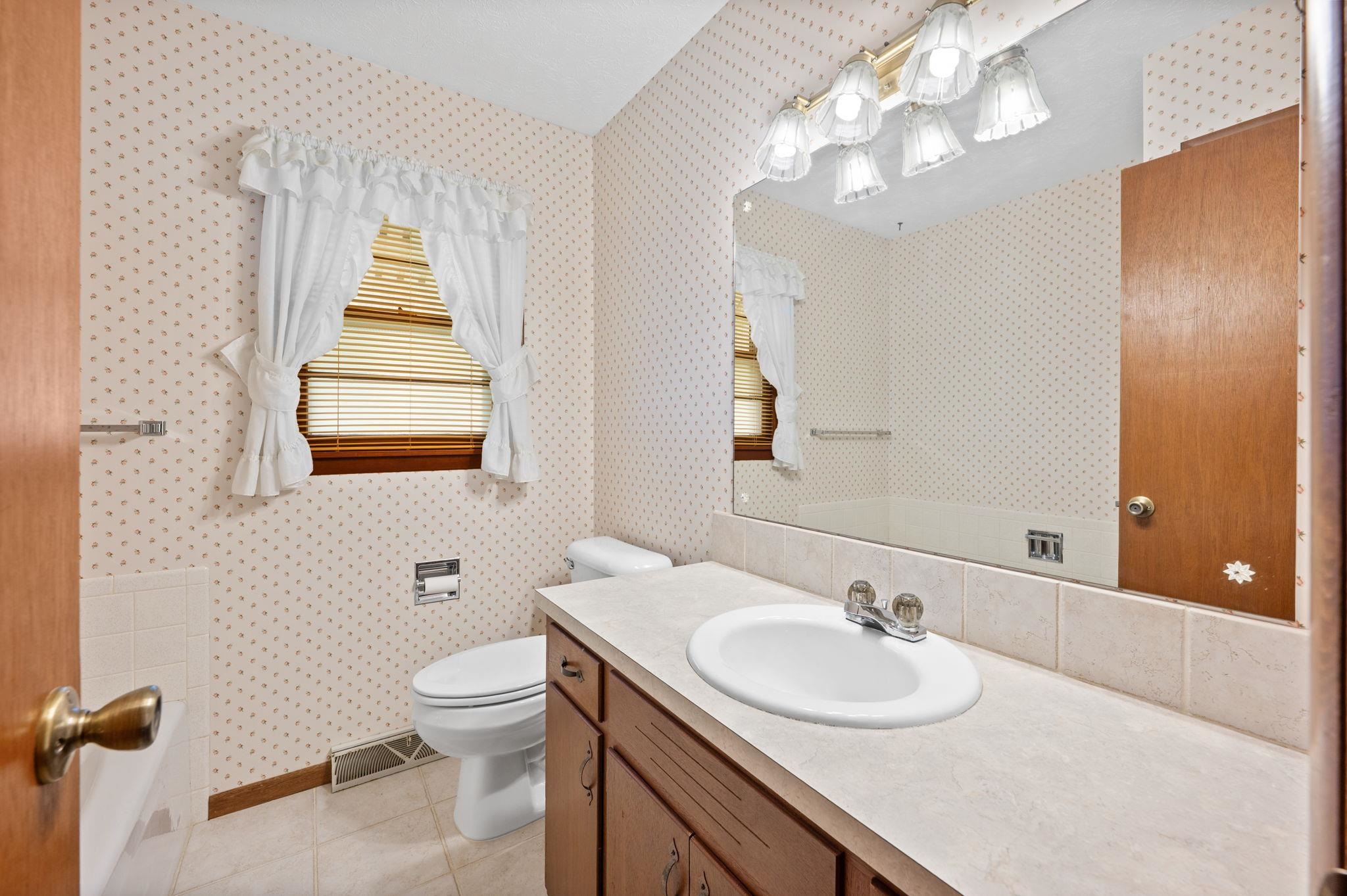 2516 N Halstead Property Photo 19