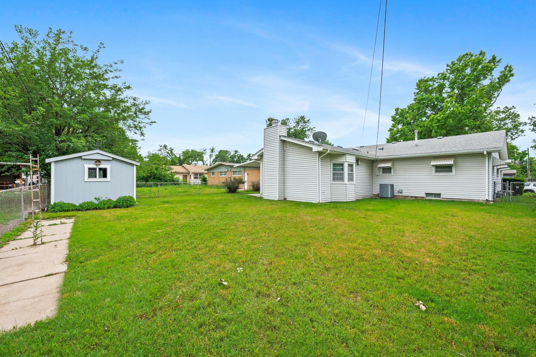 2516 N Halstead Property Photo 33