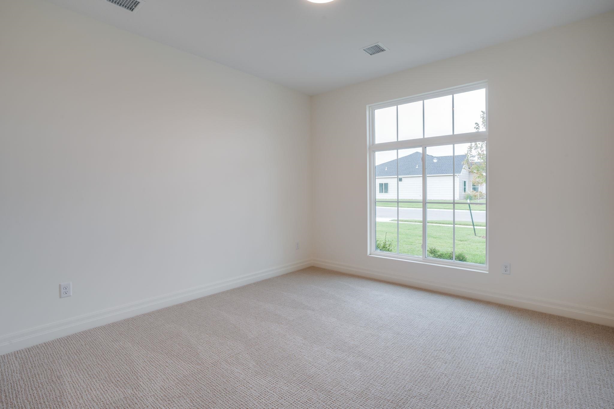 1634 N Forestview St Property Photo 25