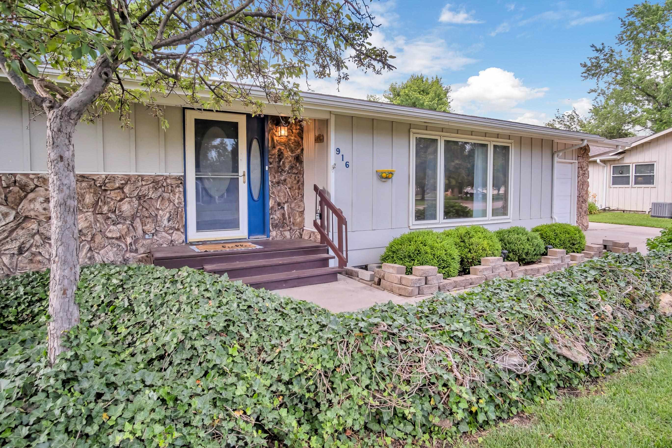 916 Trinity Dr Property Photo 12