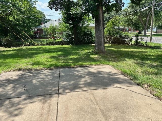 2001 S Ridgewood Dr Property Photo 15