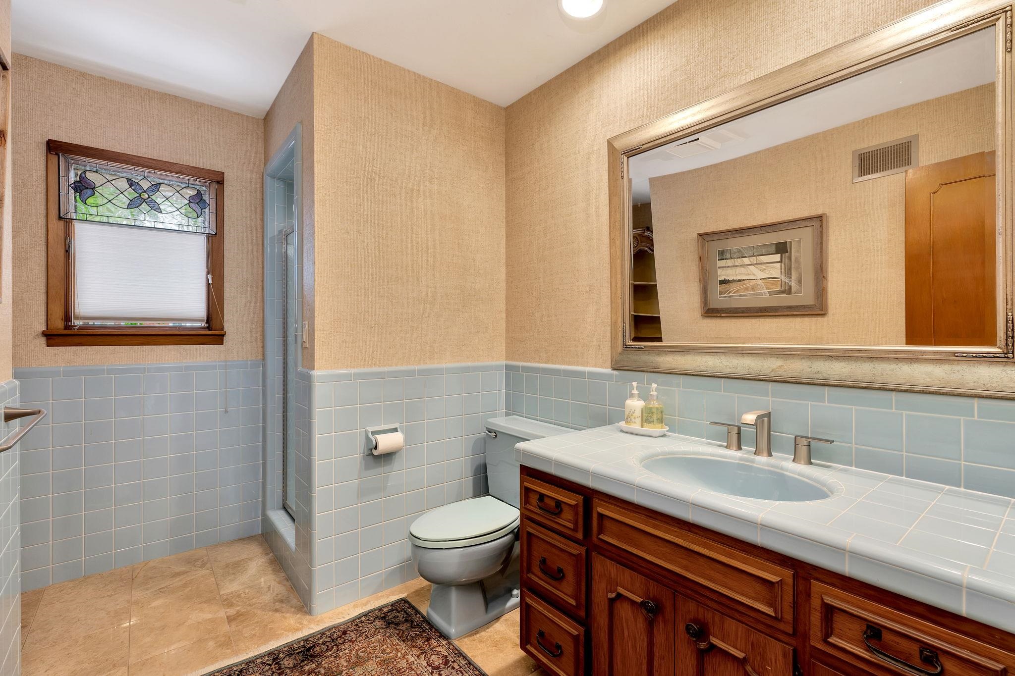8601 E Tipperary St Property Photo 23