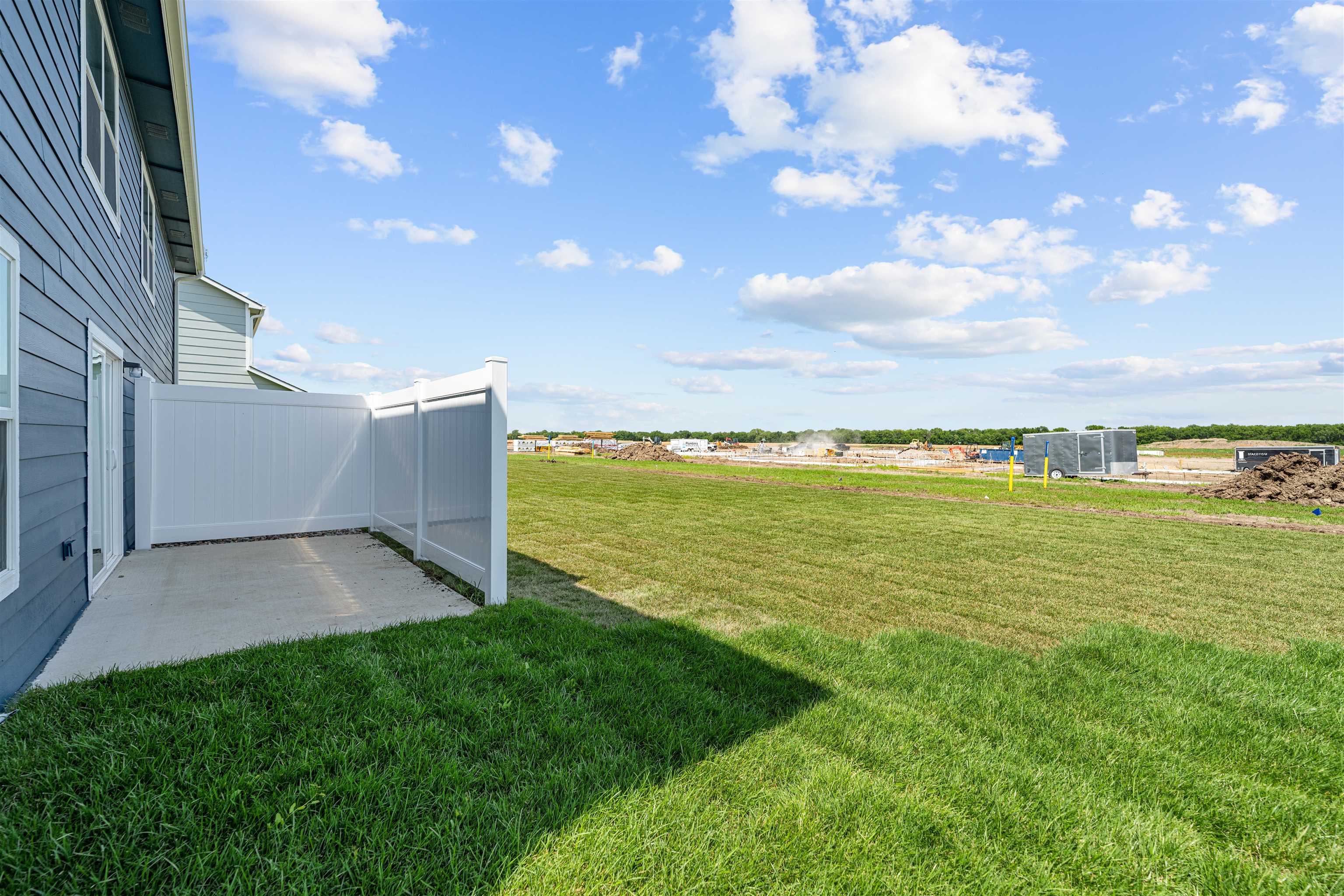 2725 Tim Rogers Ln Property Photo 4