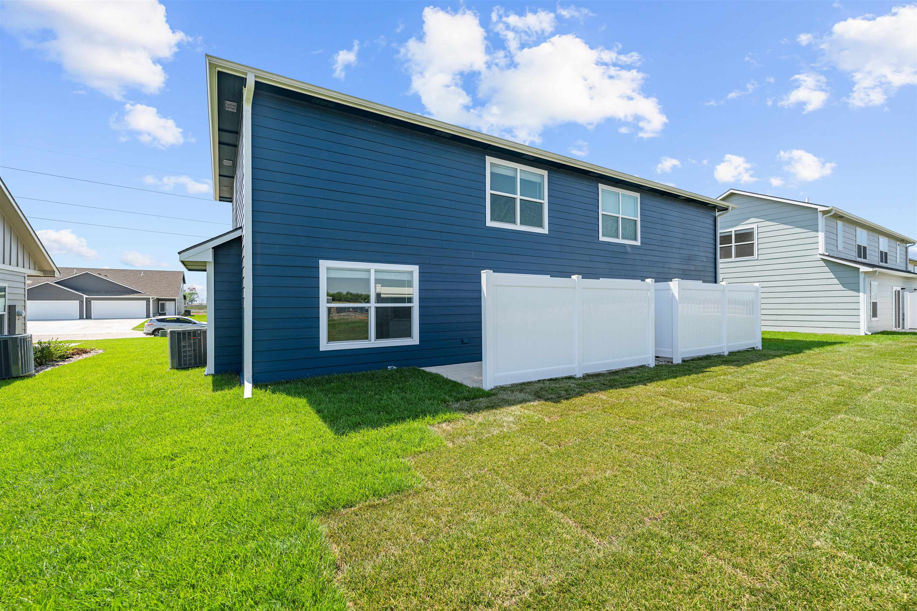 2725 Tim Rogers Ln Property Photo 5
