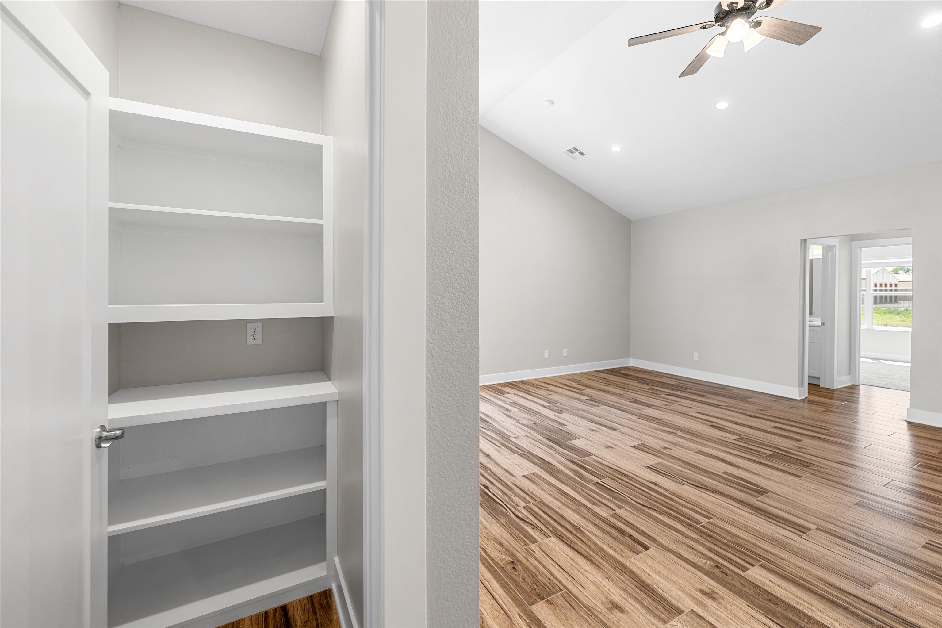 2726 Tim Rogers Ln Property Photo 13