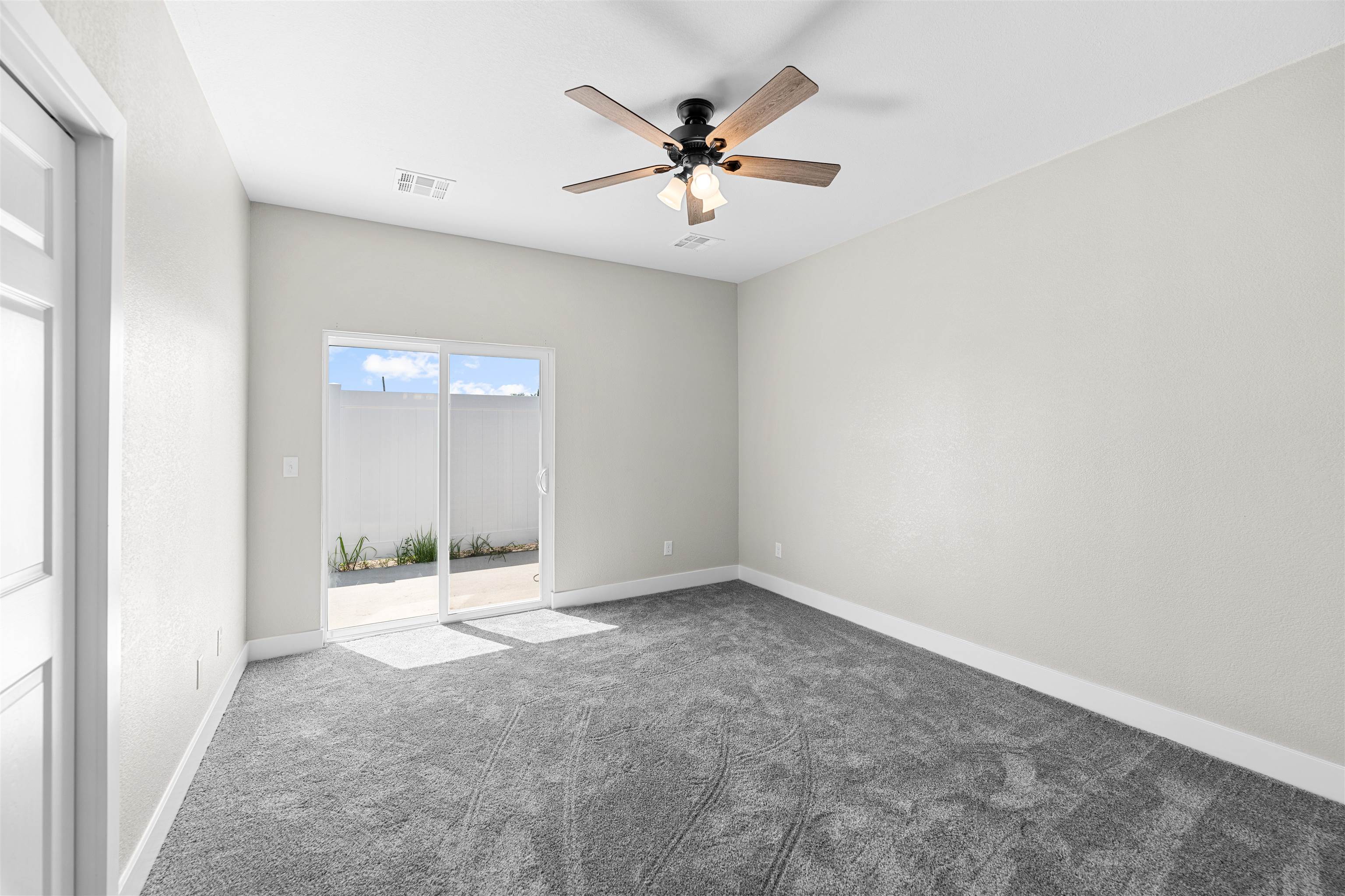 2726 Tim Rogers Ln Property Photo 16