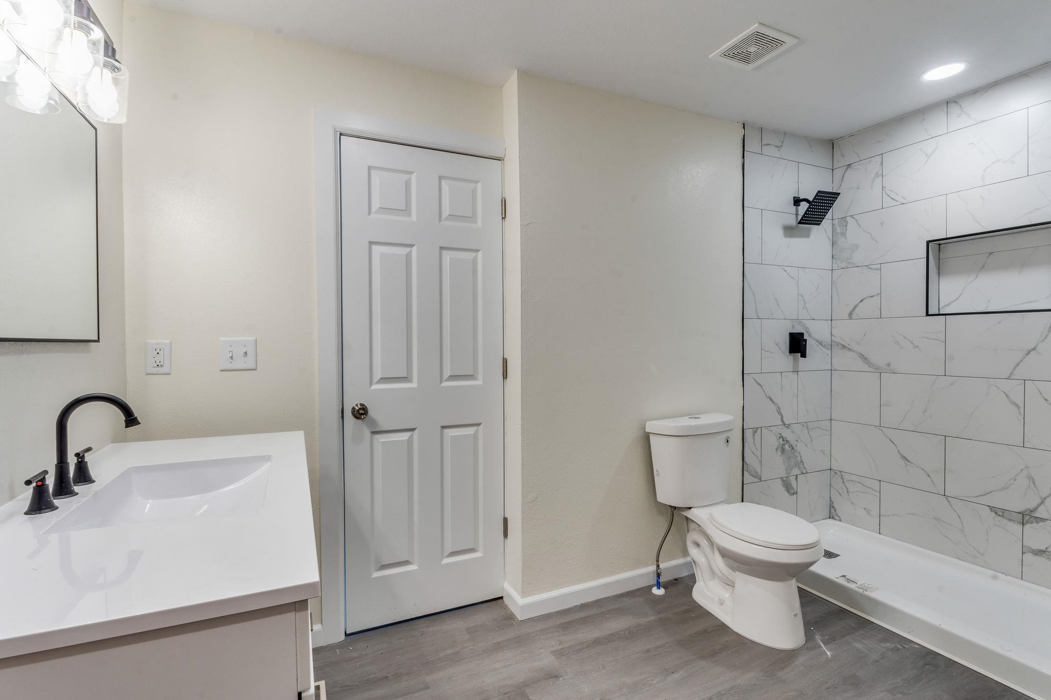 4253 E Bayley St Property Photo 11