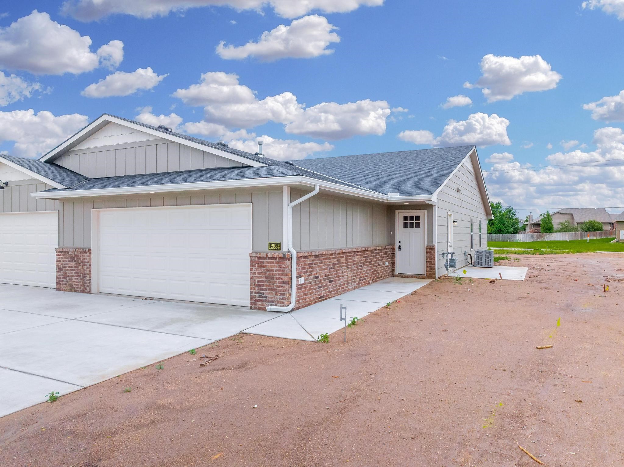 12836 W Cowboy St Property Photo 2