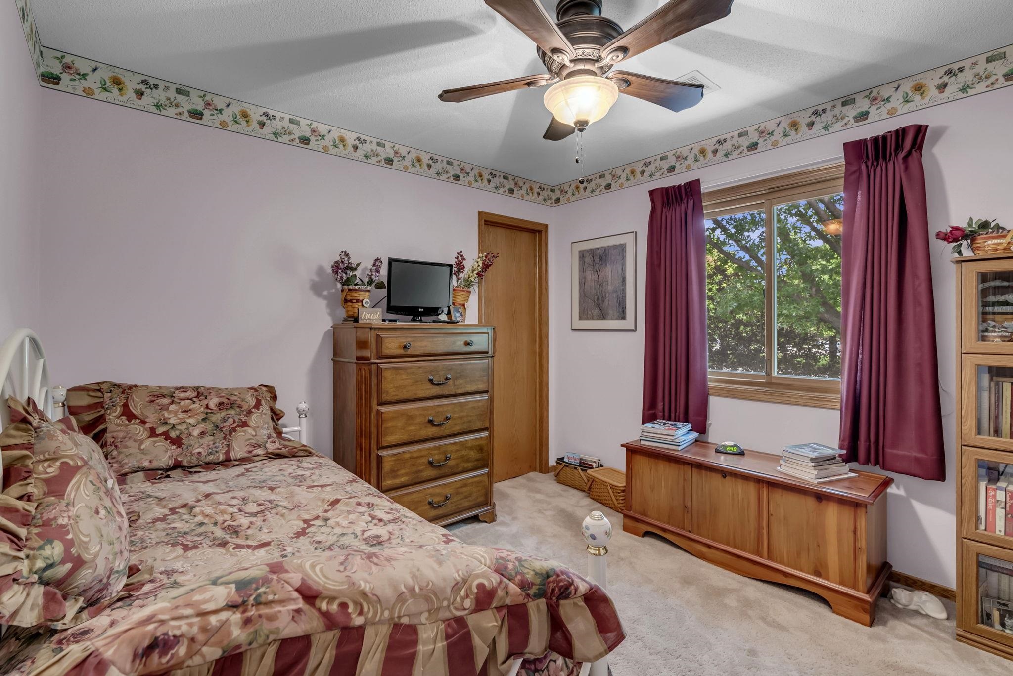 2408 N Stoneybrook St Property Photo 17