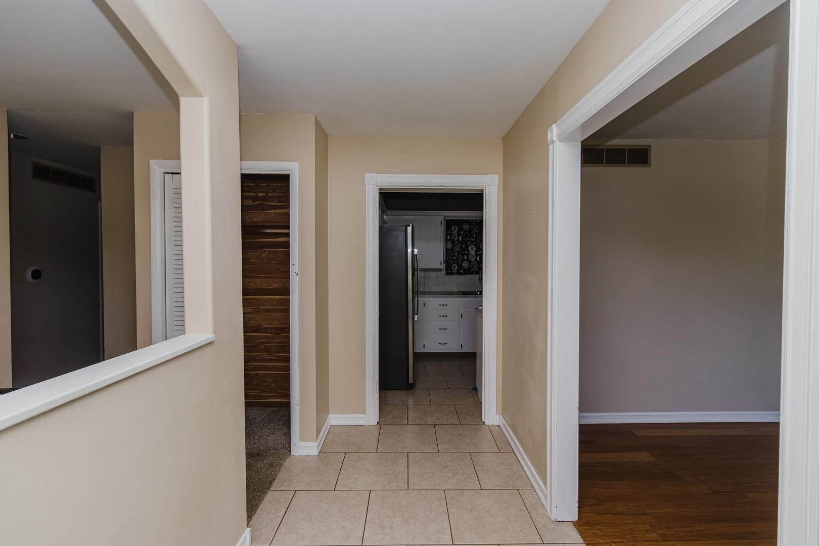6409 E Farmview Property Photo 5