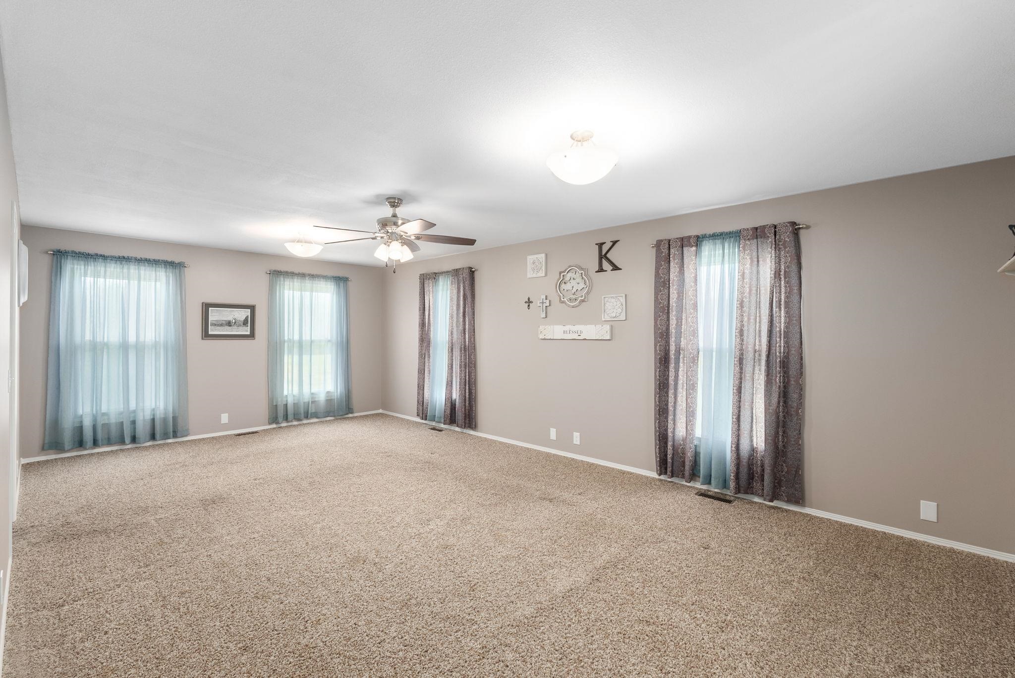 3722 W 87th Street S. Property Photo 5
