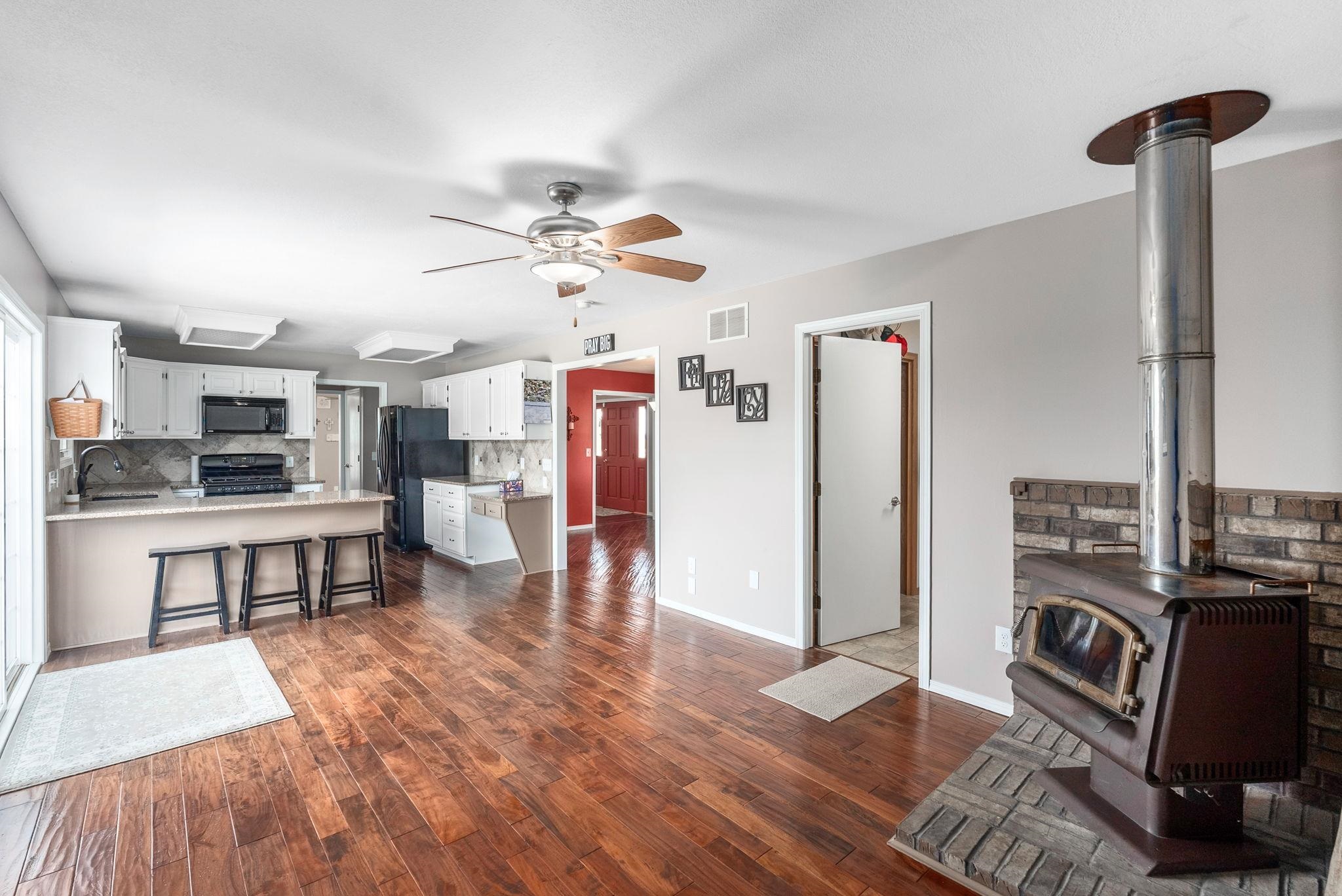 3722 W 87th Street S. Property Photo 8