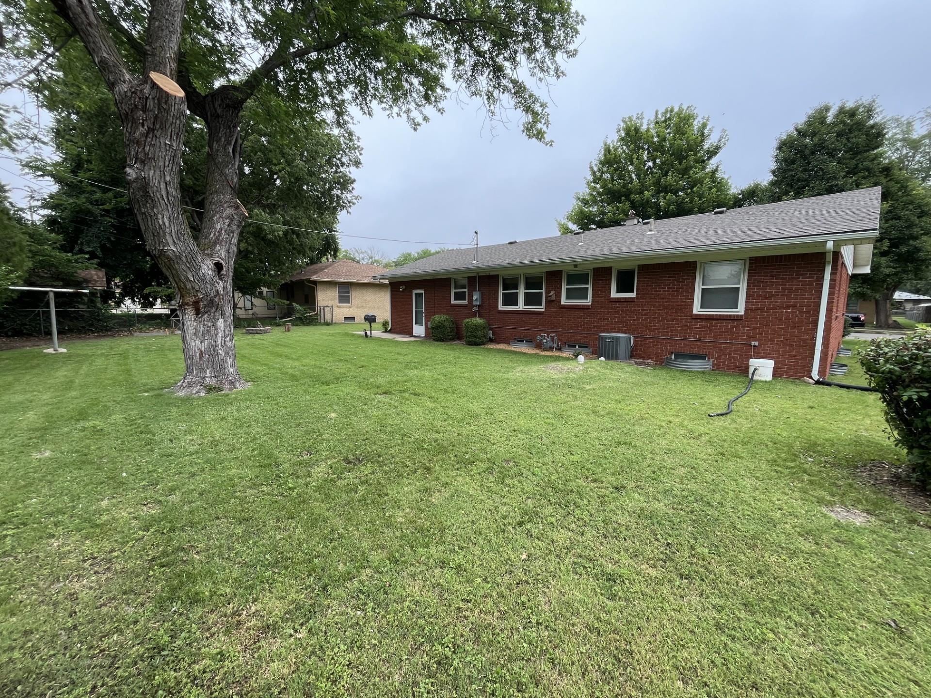 313 Alice Ave Property Photo 4