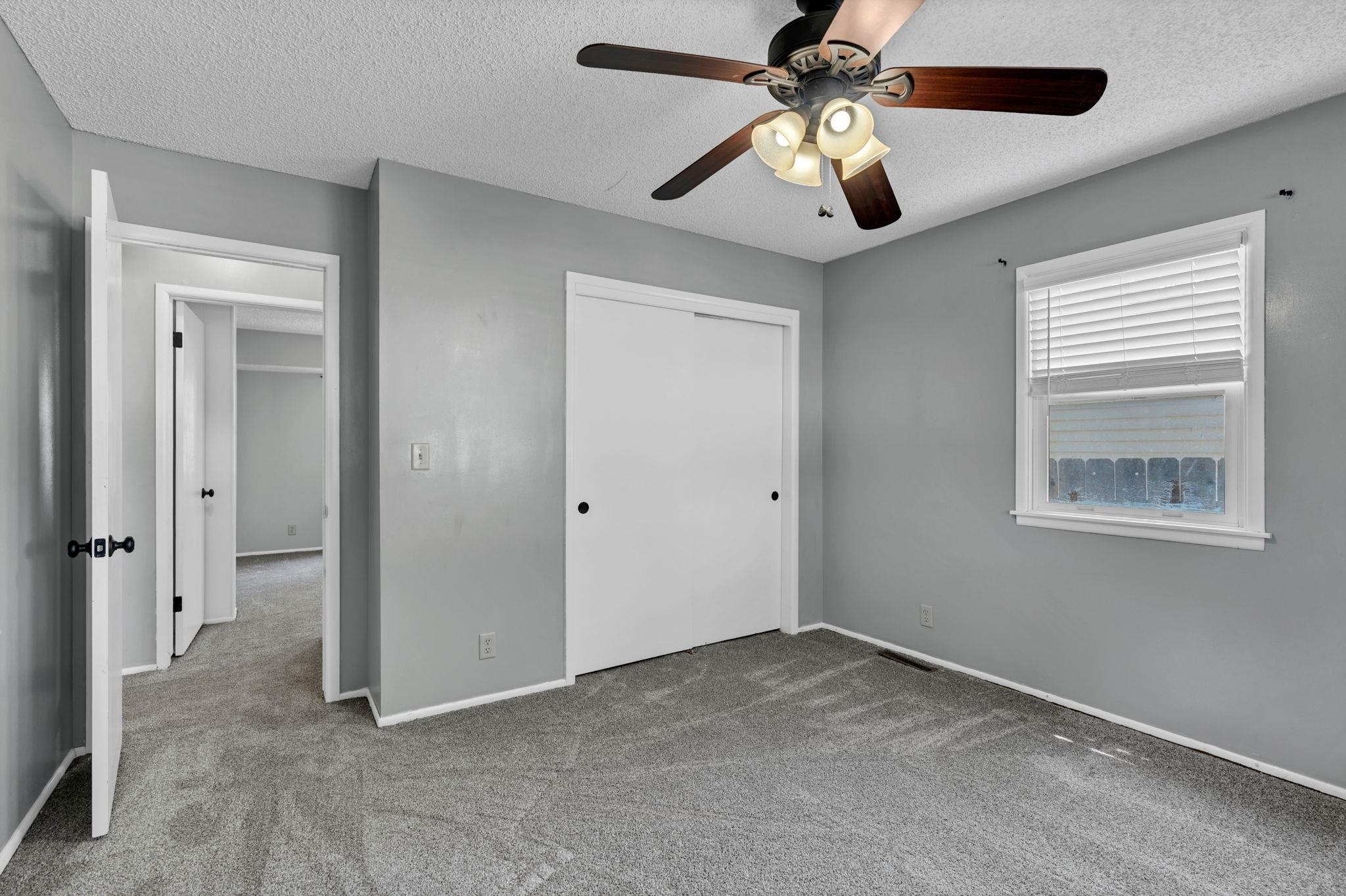 1506 N Glenhurst St Property Photo 9