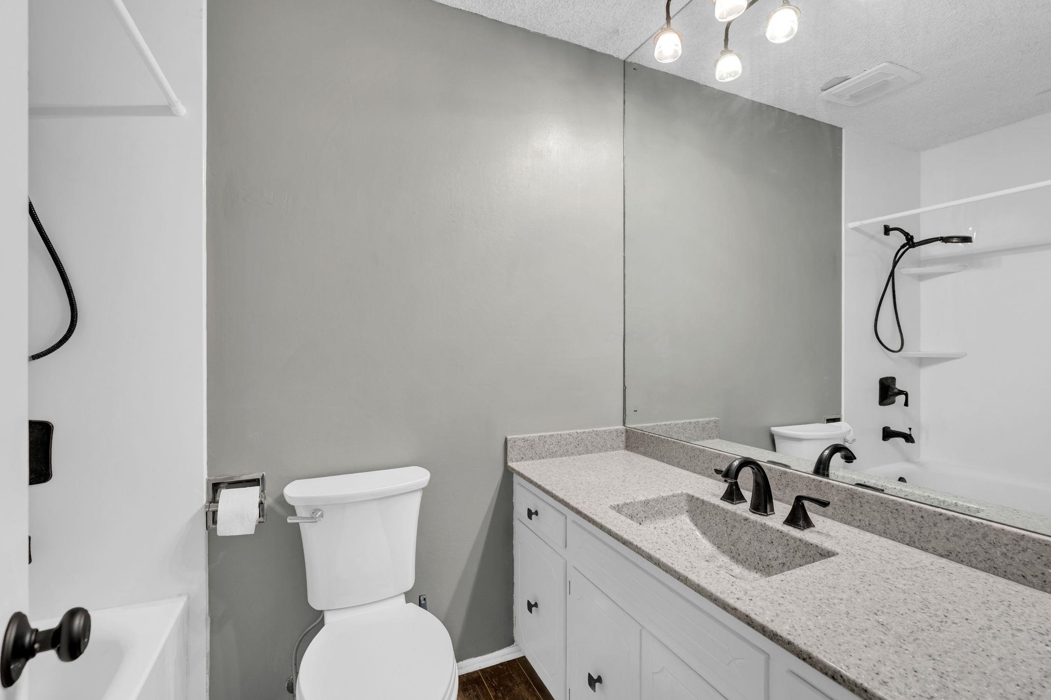 1506 N Glenhurst St Property Photo 15