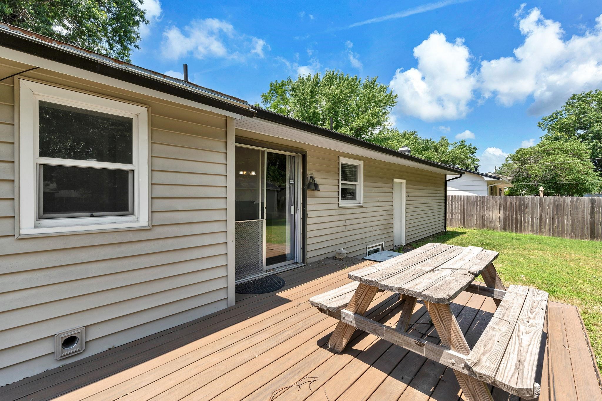 1506 N Glenhurst St Property Photo 18