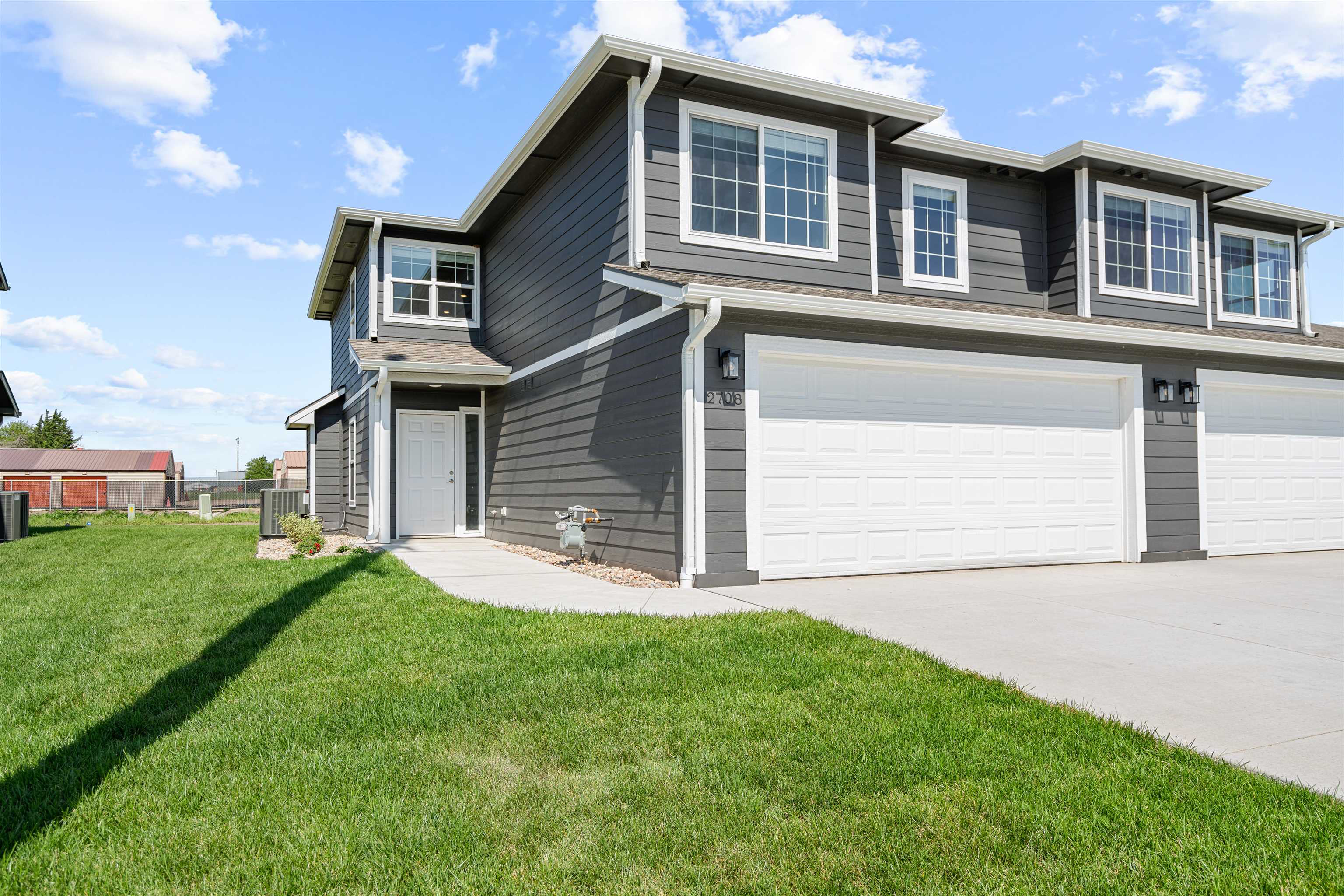 2708 Tim Rogers Ln Property Photo 1