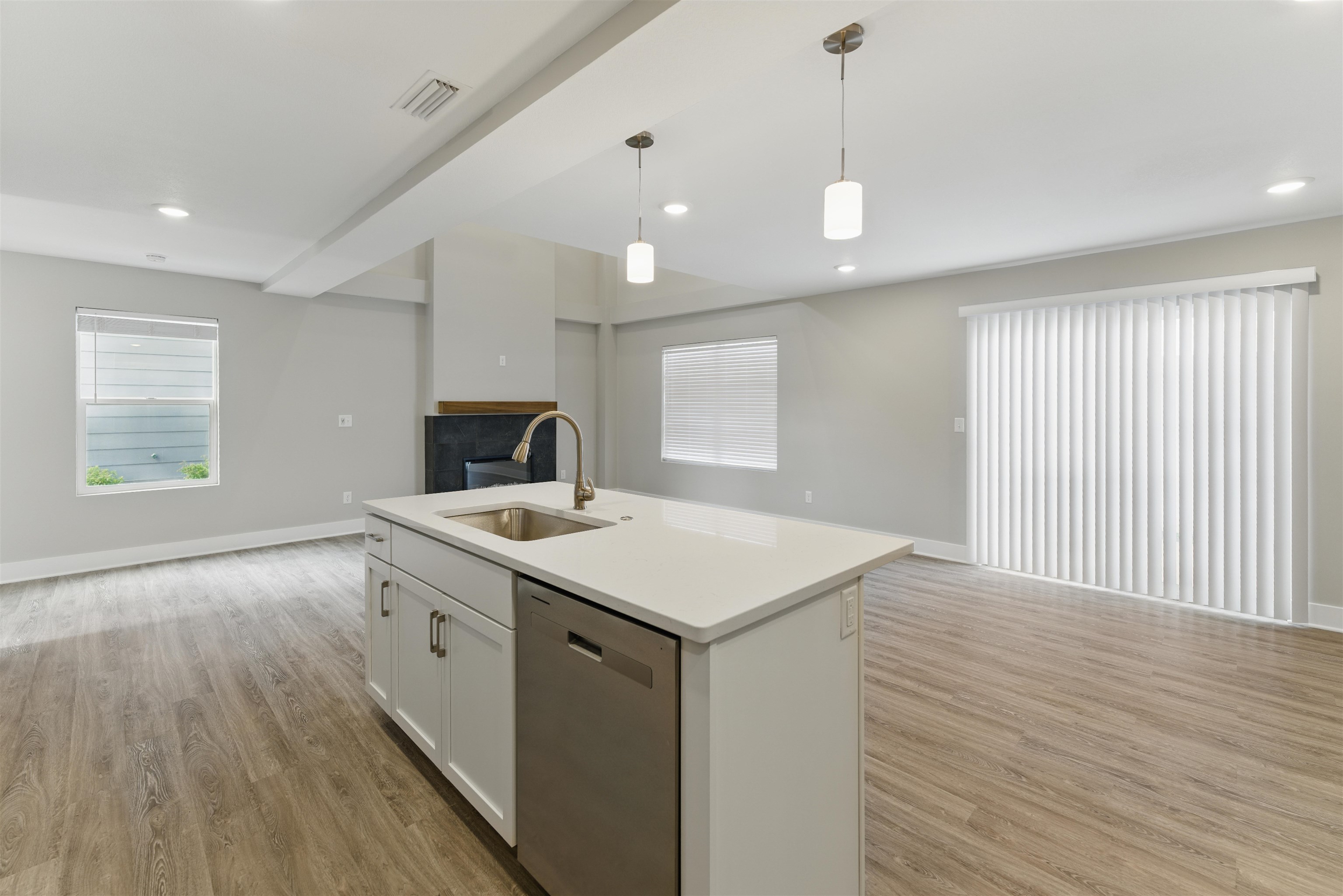 2708 Tim Rogers Ln Property Photo 8