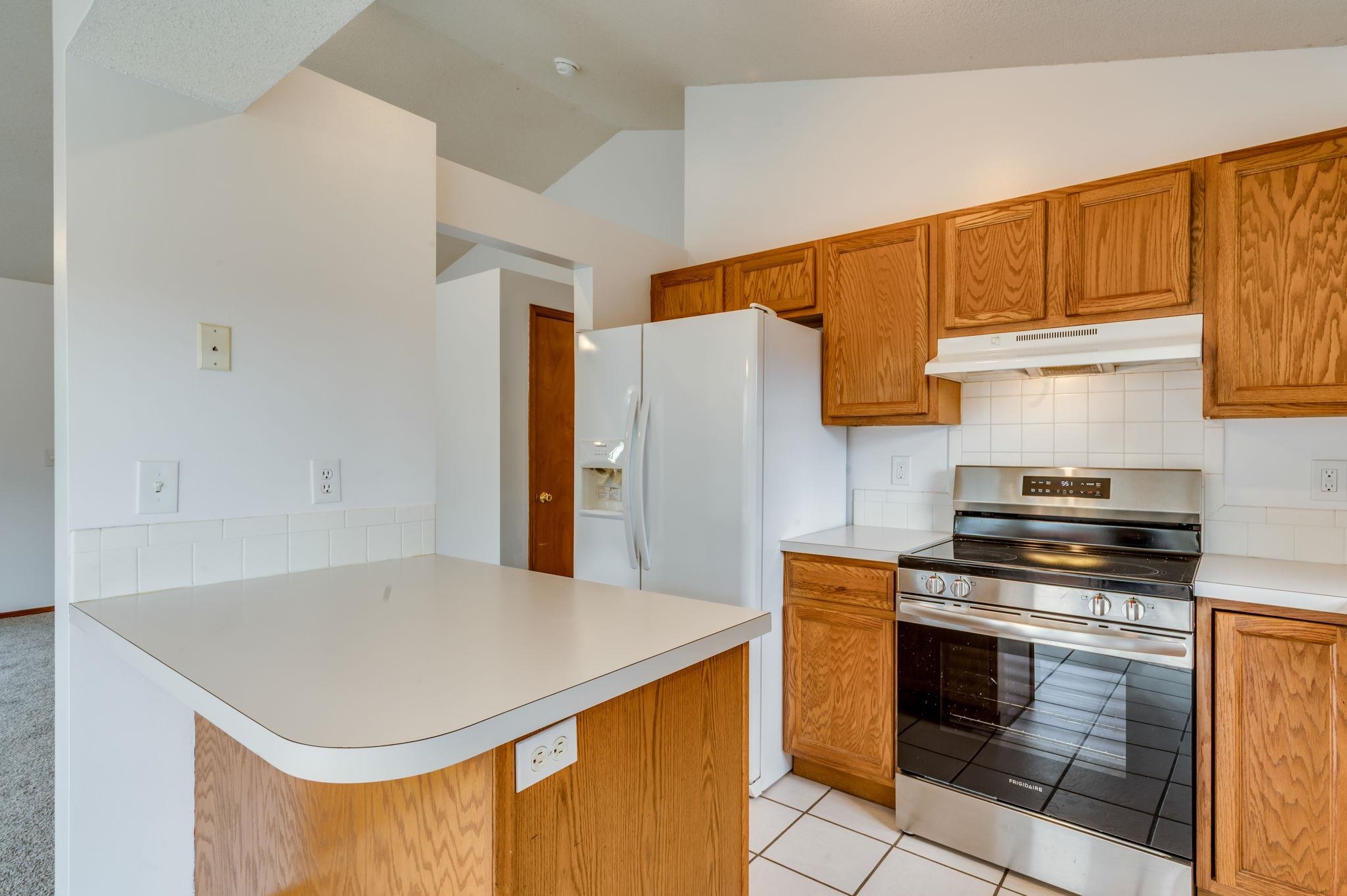 6525 N Tarrytown Property Photo 6