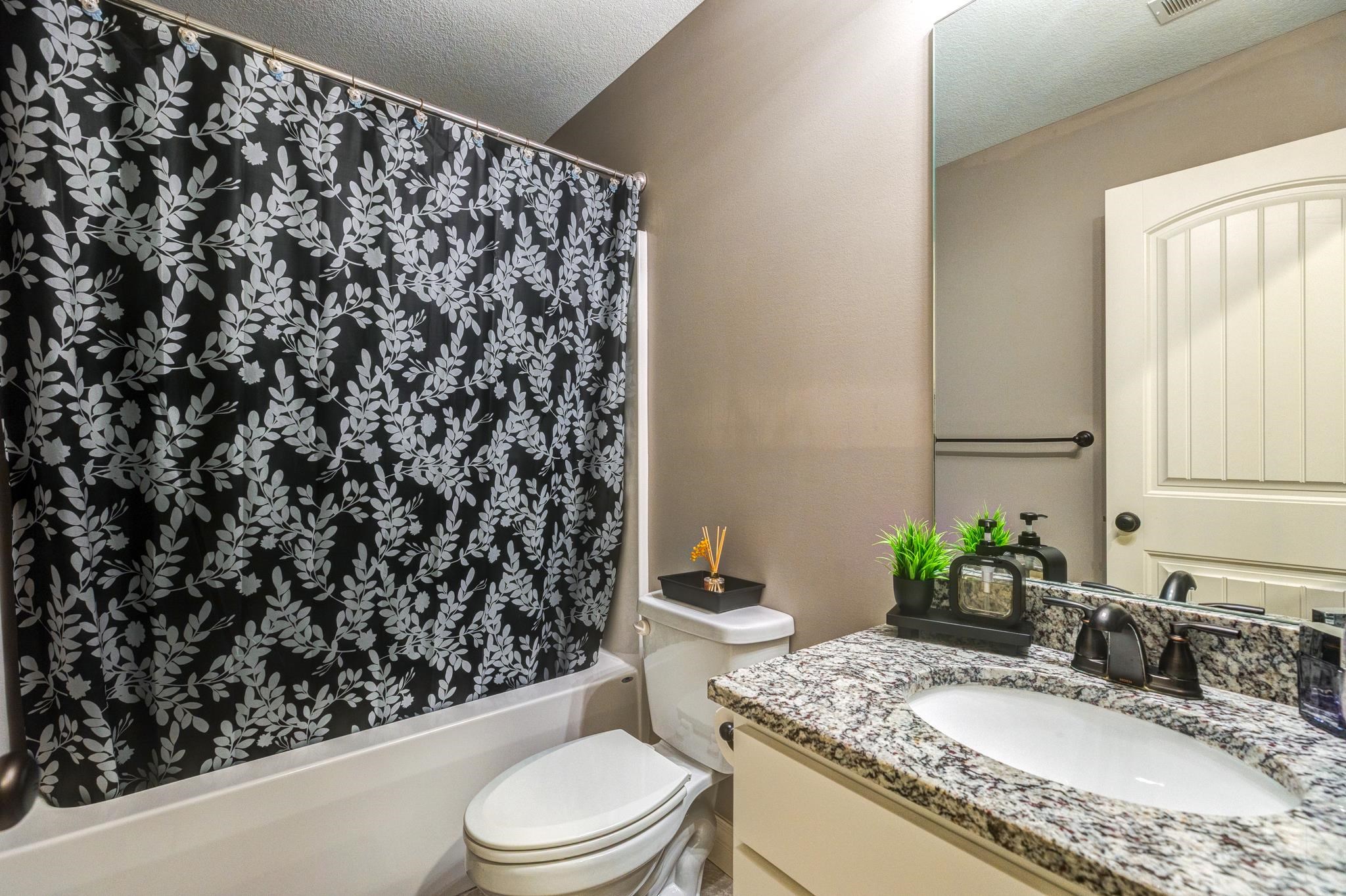 2227 Saddlebrook Dr Property Photo 22