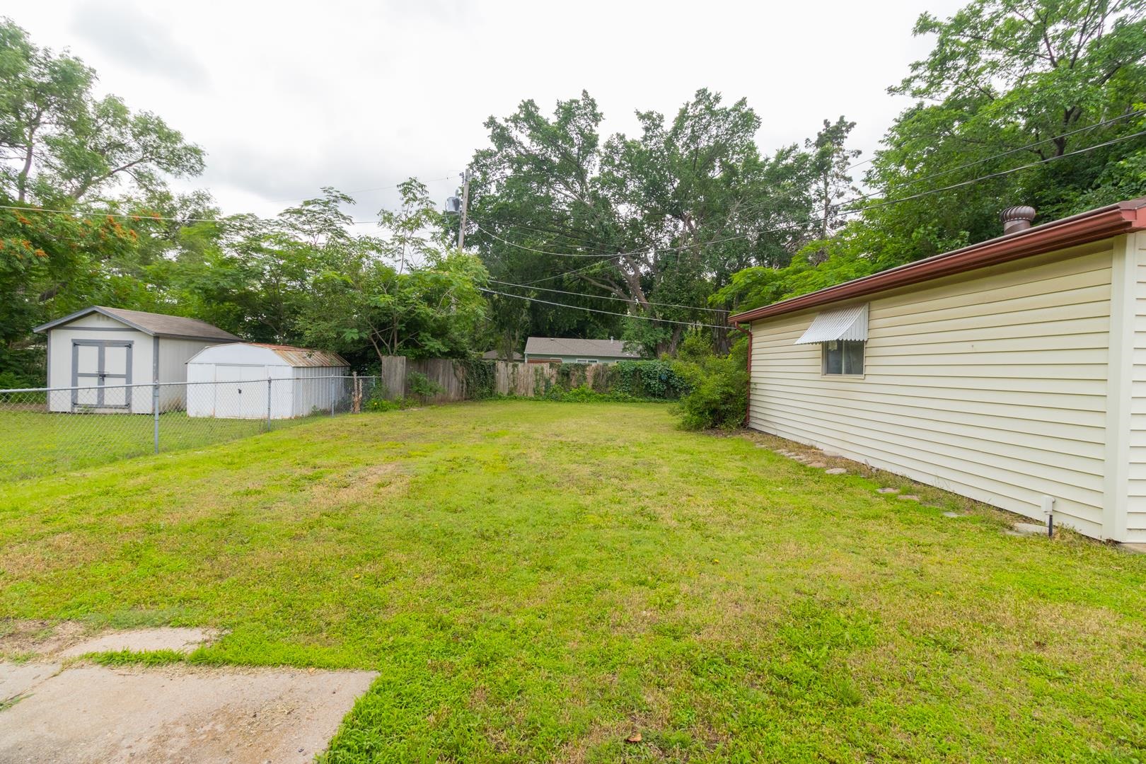 7307 E Lincoln Property Photo 30