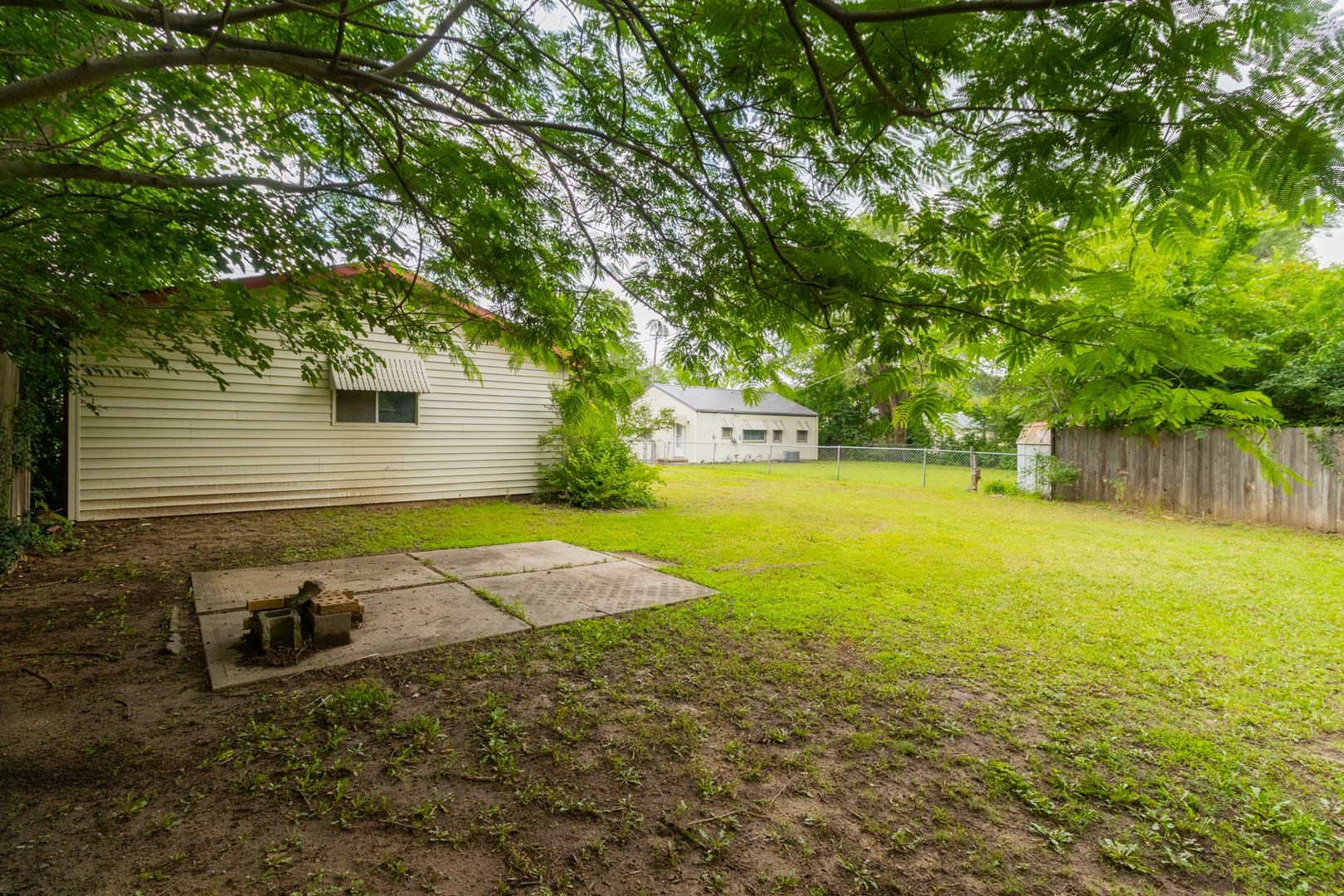 7307 E Lincoln Property Photo 32