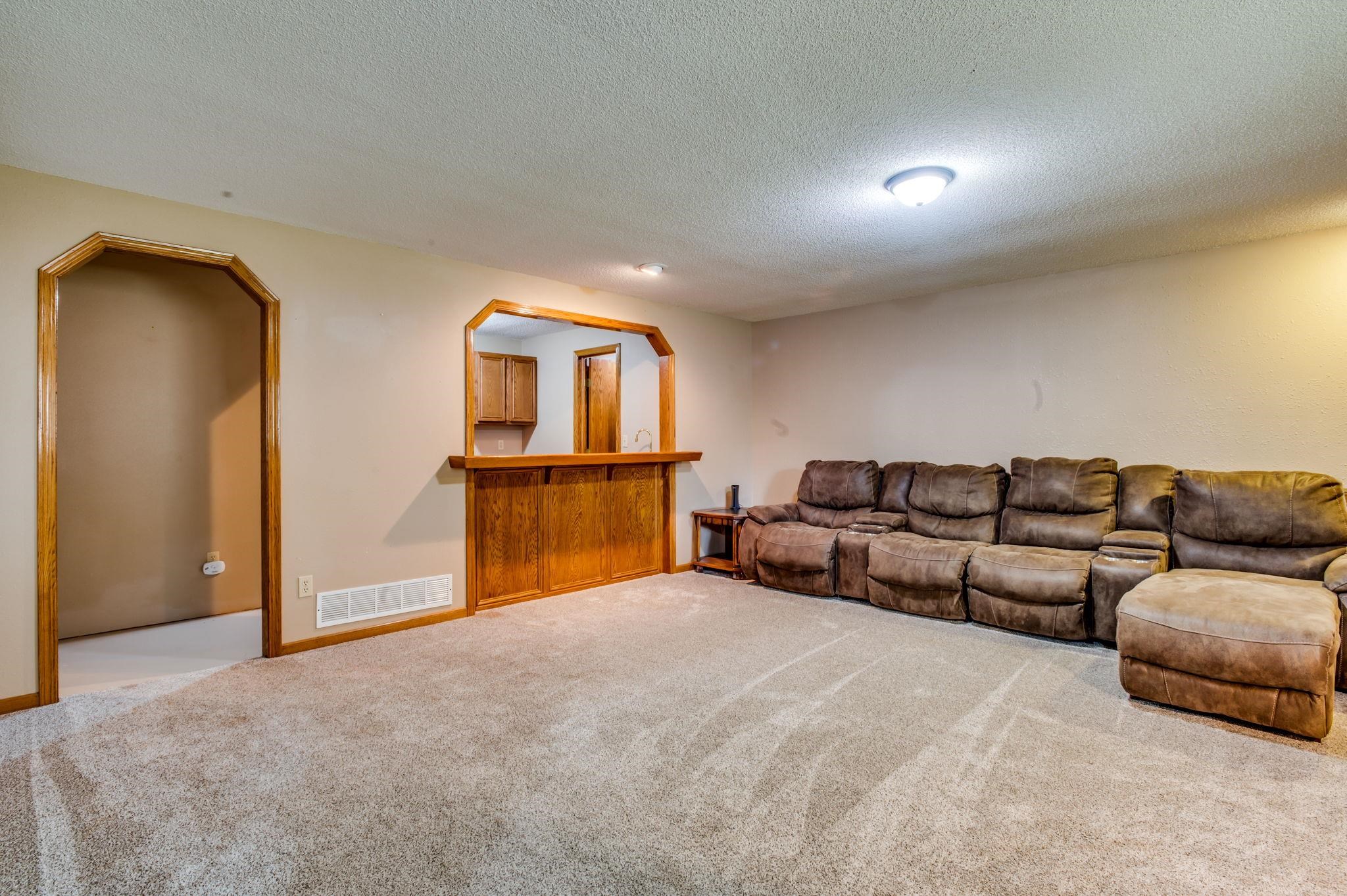 1103 N Manchester Ct Property Photo 22