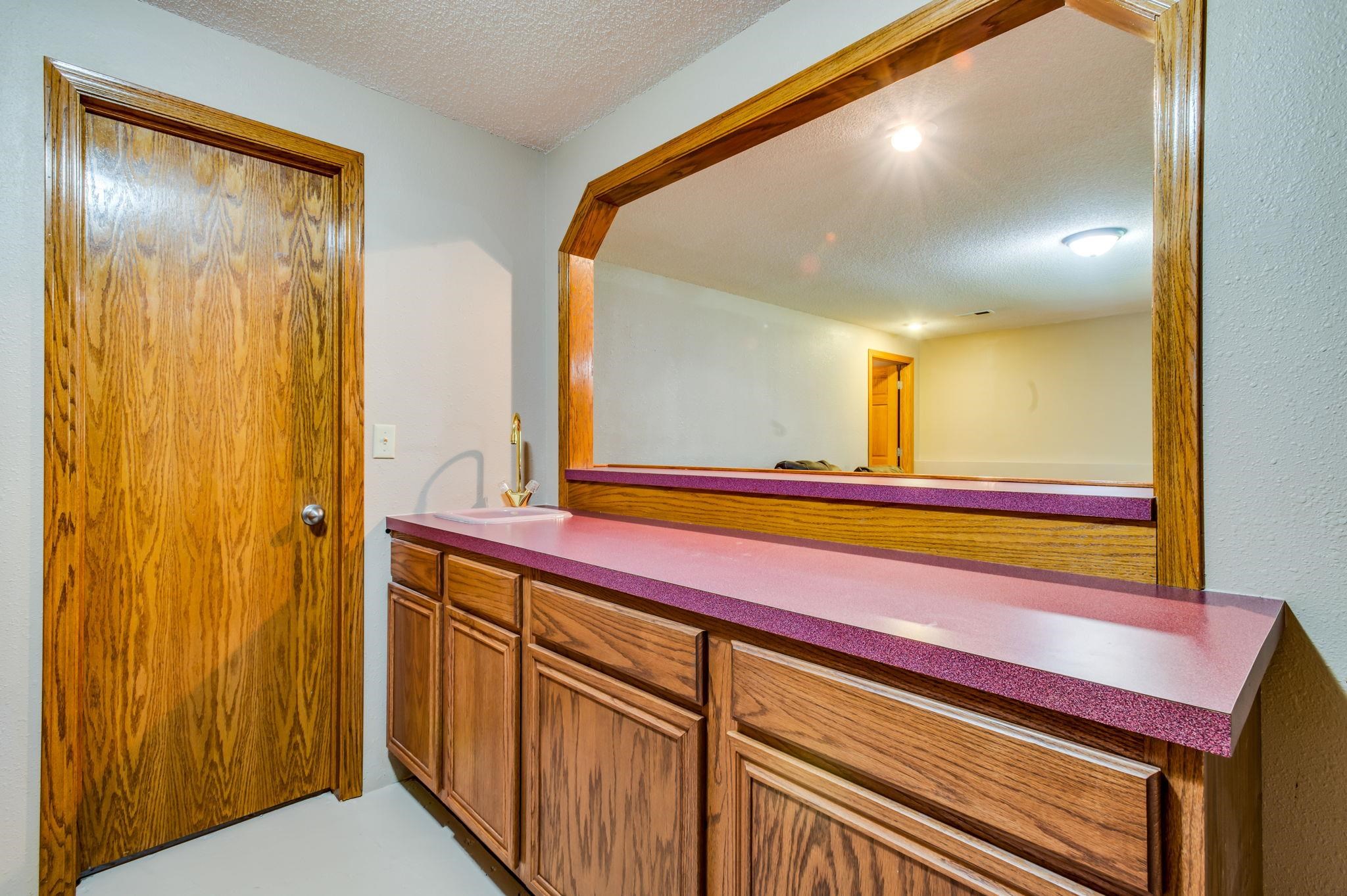1103 N Manchester Ct Property Photo 27