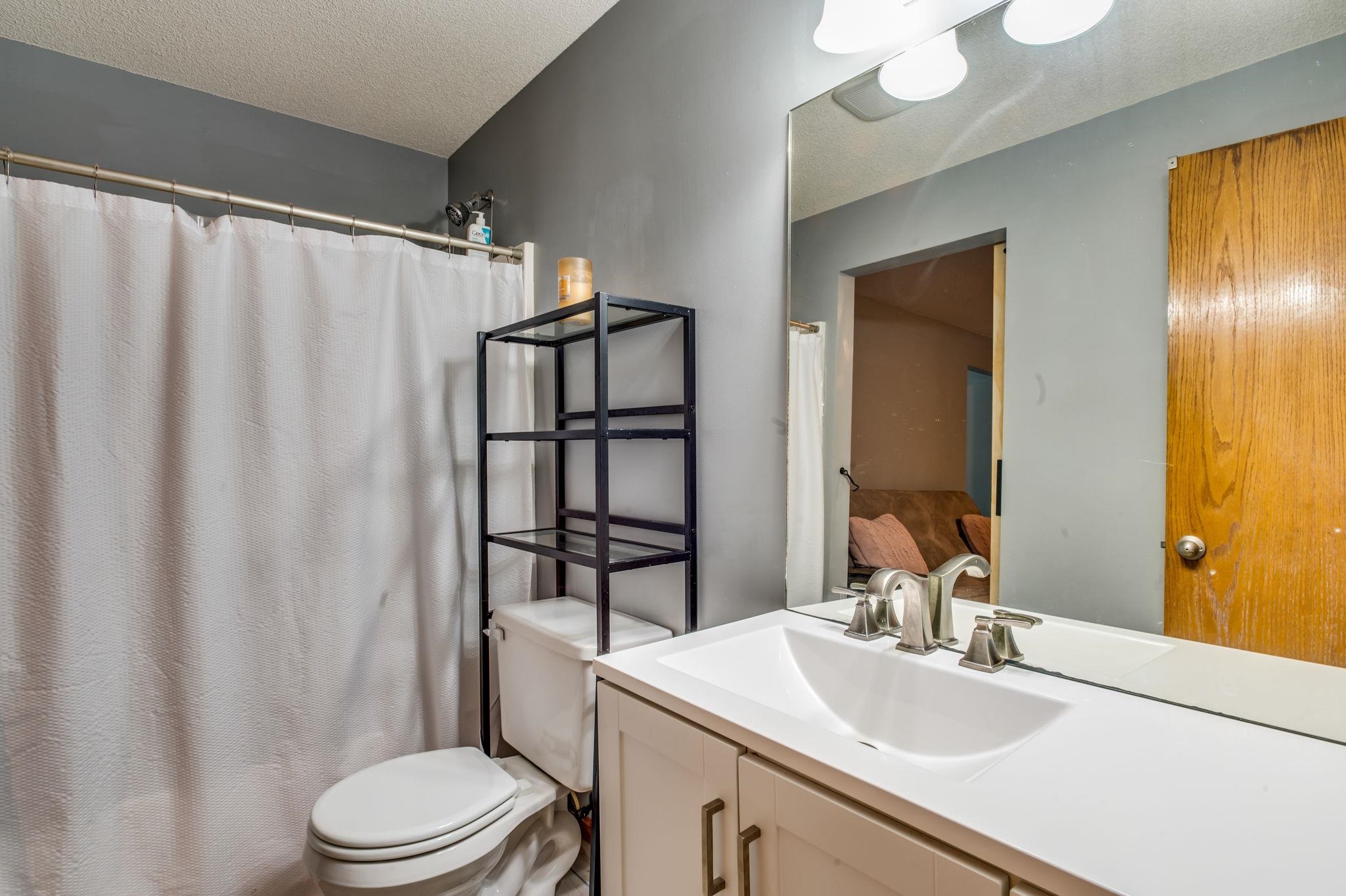1103 N Manchester Ct Property Photo 30