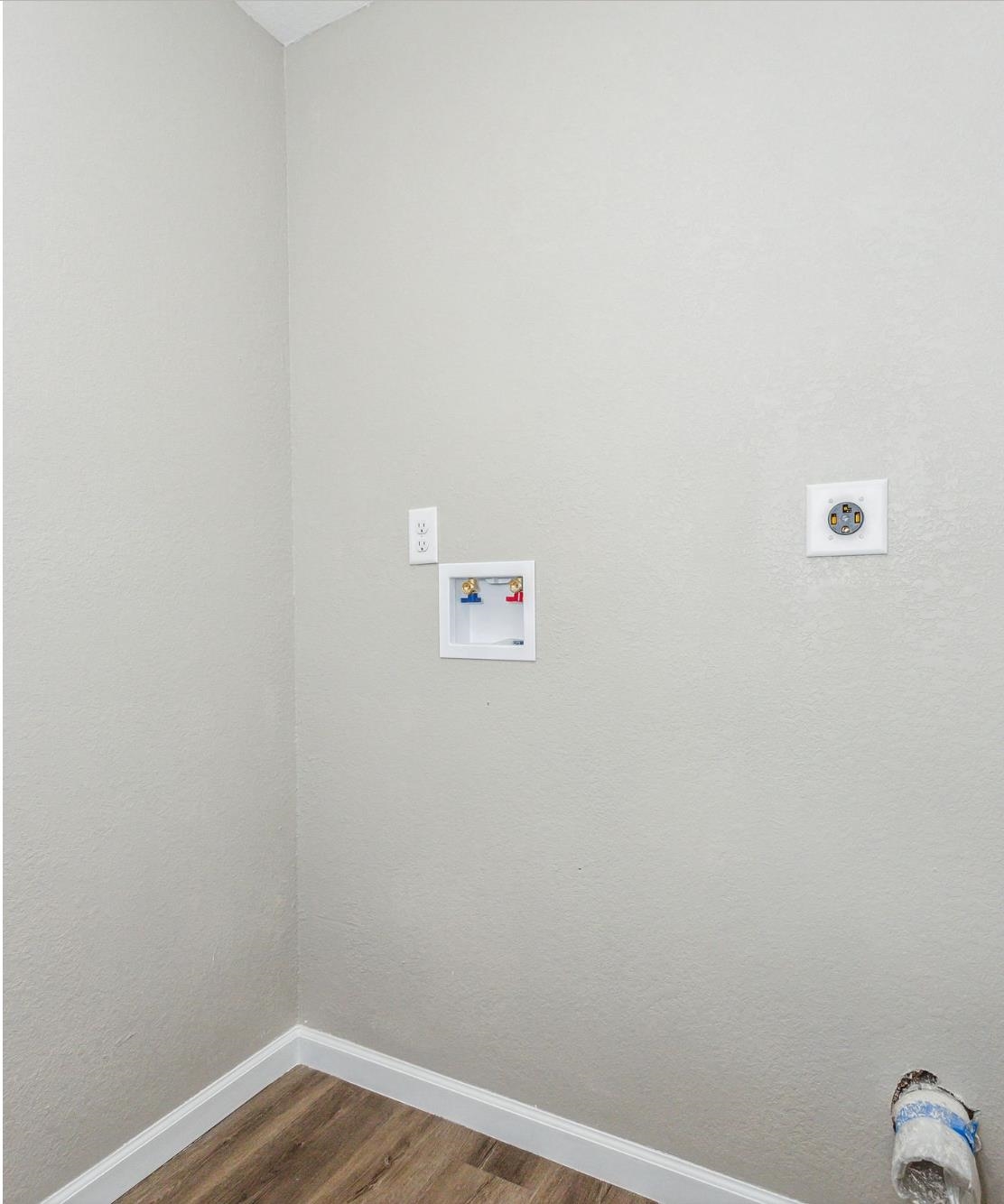 2008 S Vine St Property Photo 16