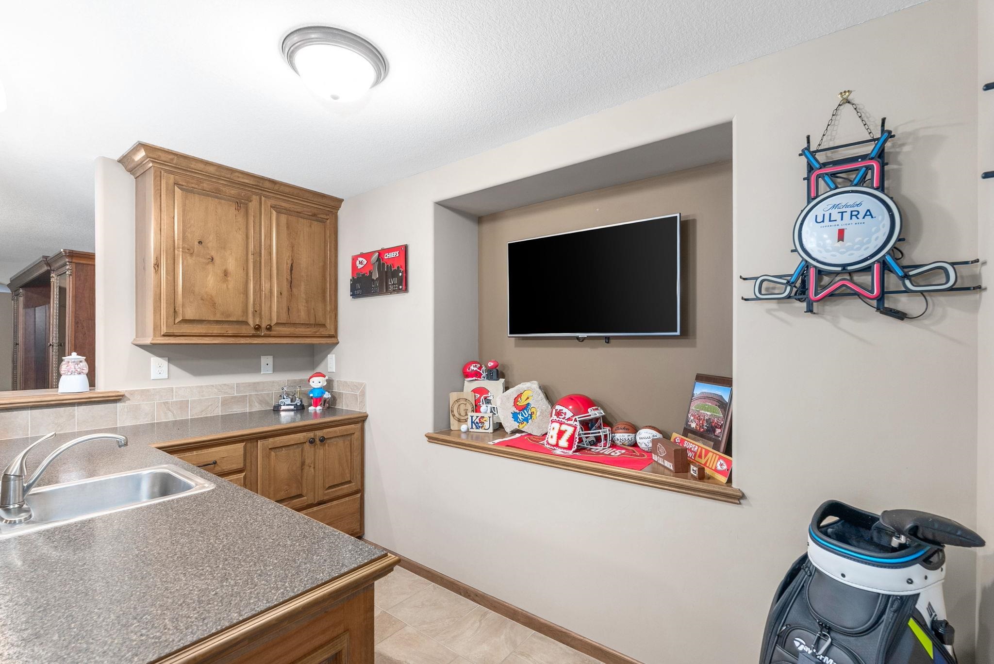 3308 N Flat Creek St. Property Photo 20