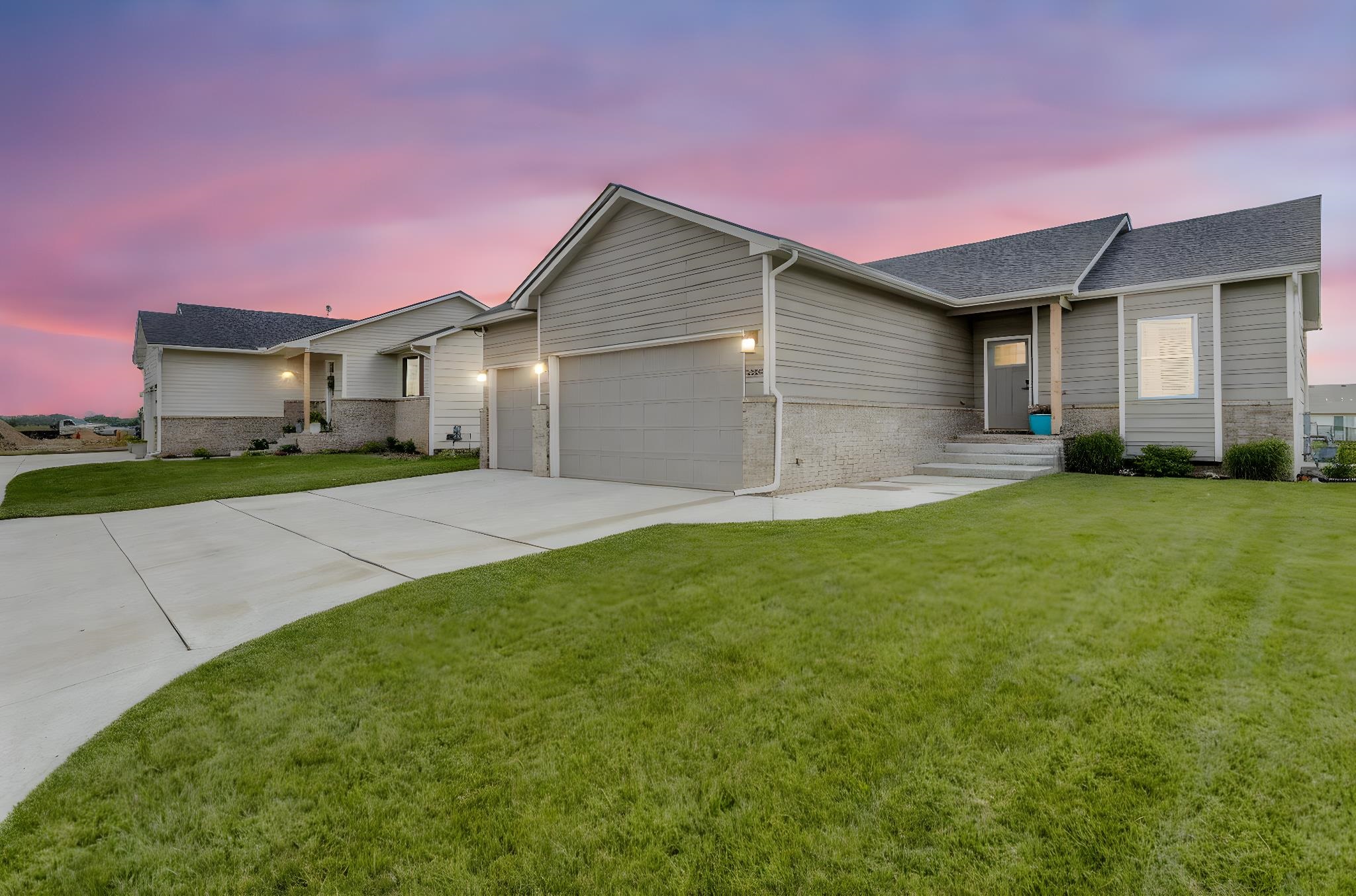 5428 N Saint Paul Ct Property Photo 1