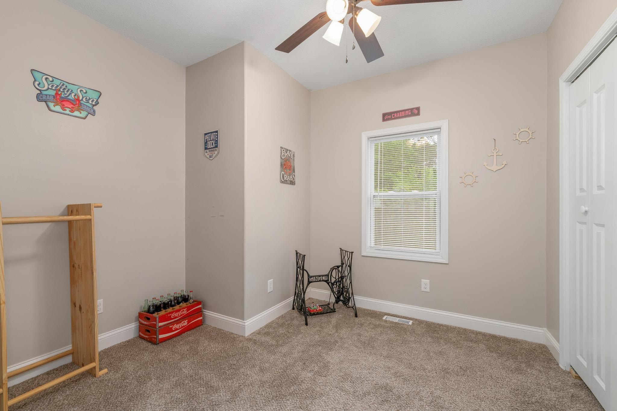 2437 N Woodland St Property Photo 16