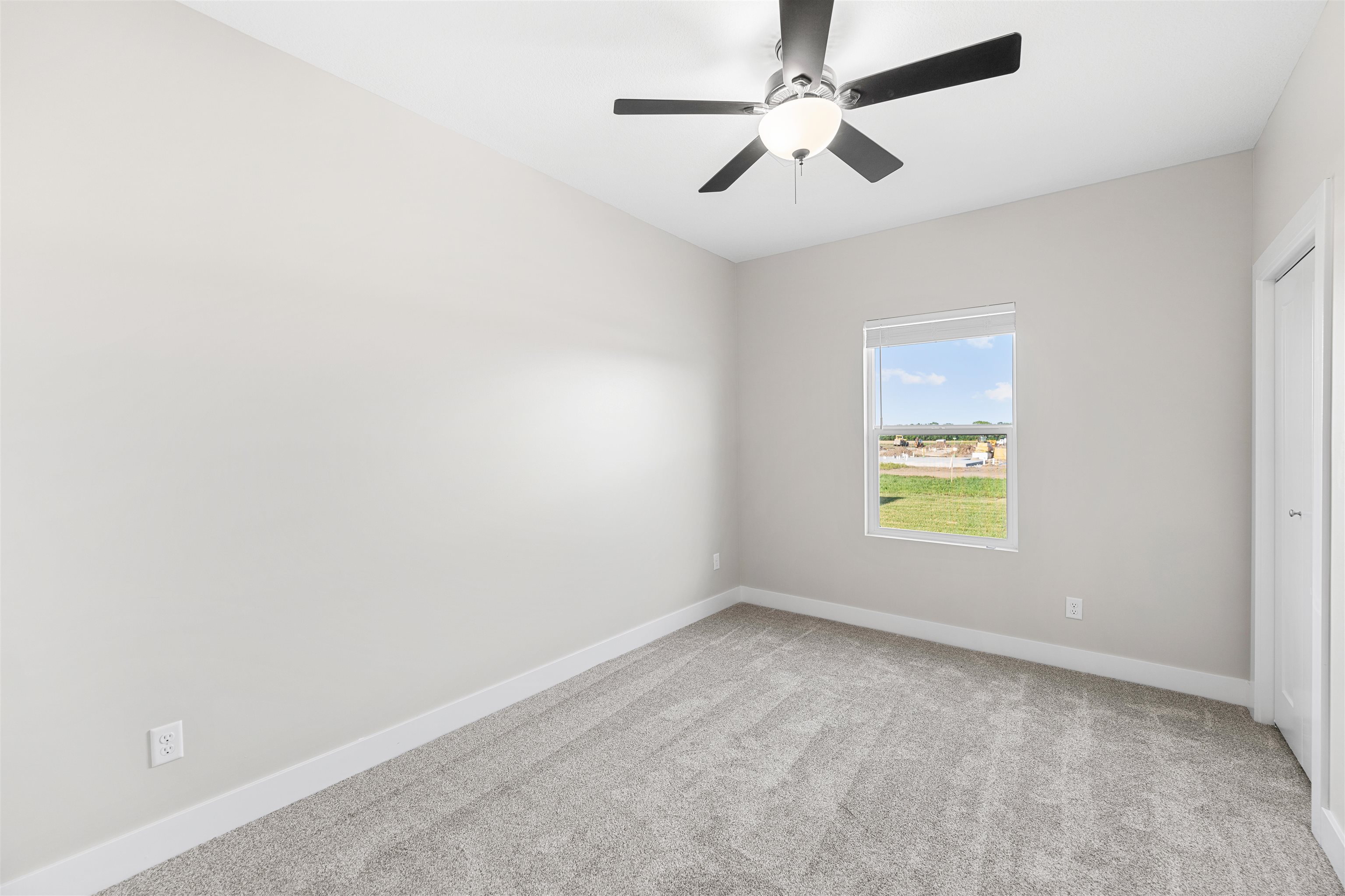 2717 Tim Rogers Ln Property Photo 5