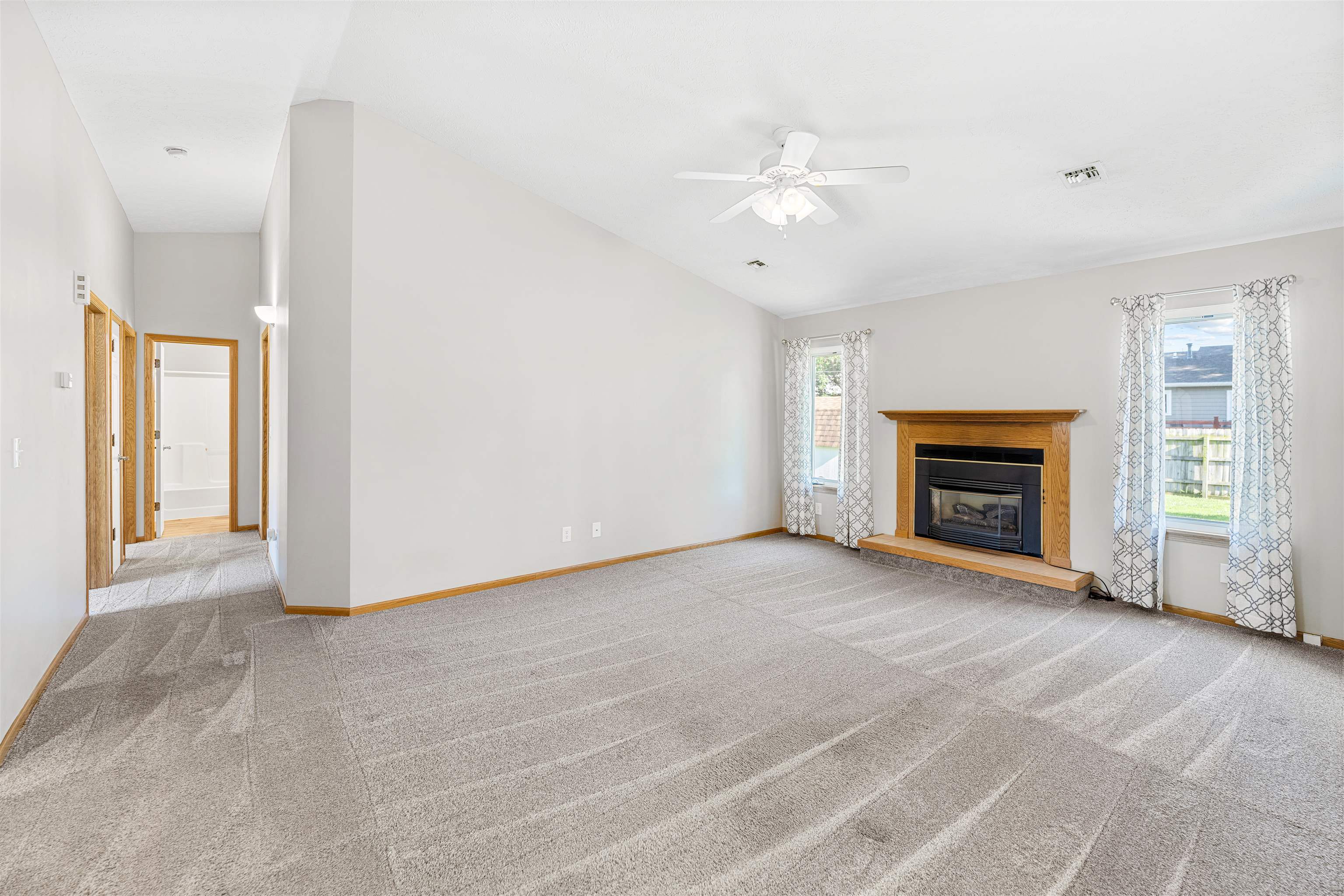 1504 E Republic Ave Property Photo 2