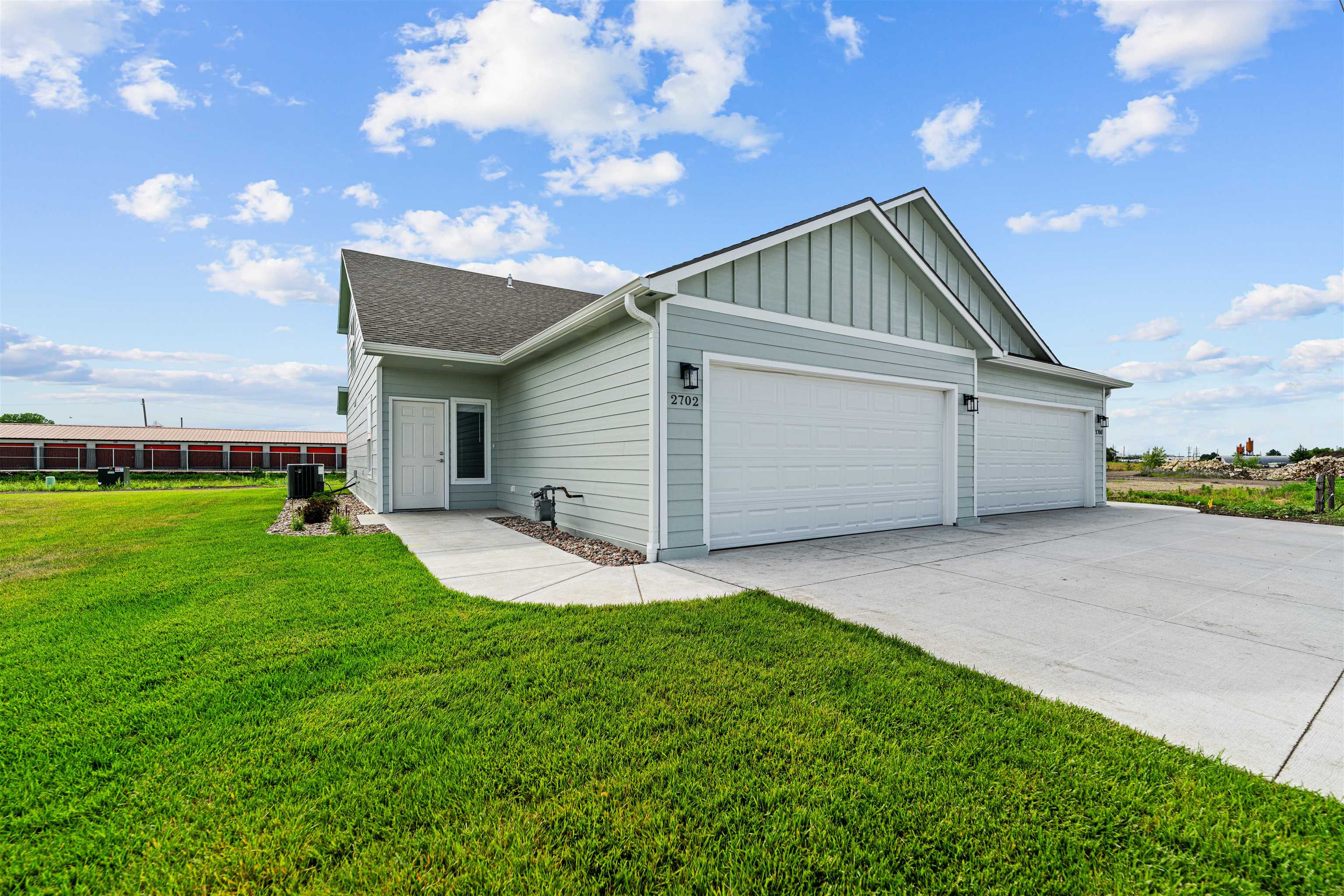 2702 Tim Rogers Ln Property Photo 1