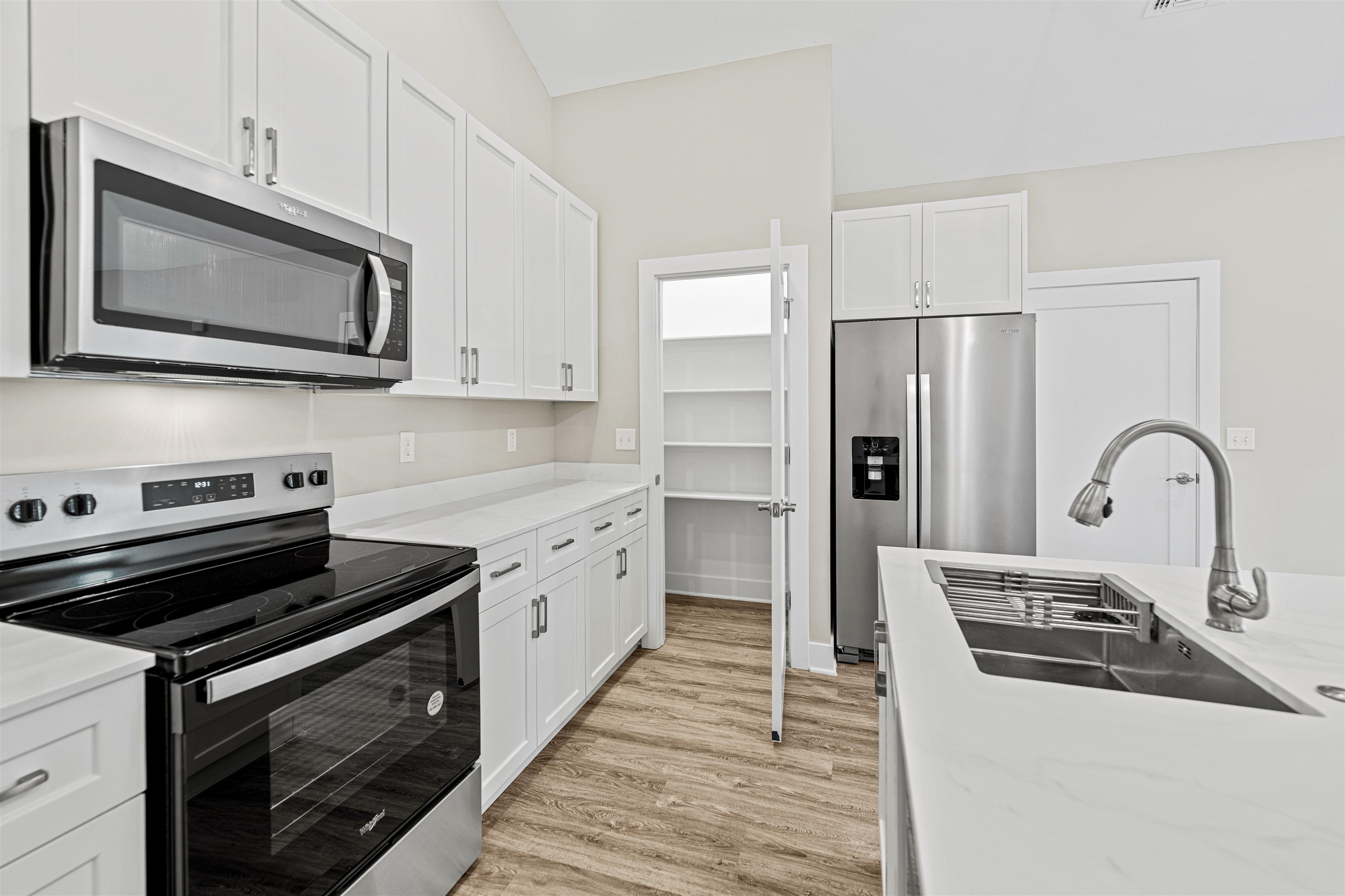 2702 Tim Rogers Ln Property Photo 10
