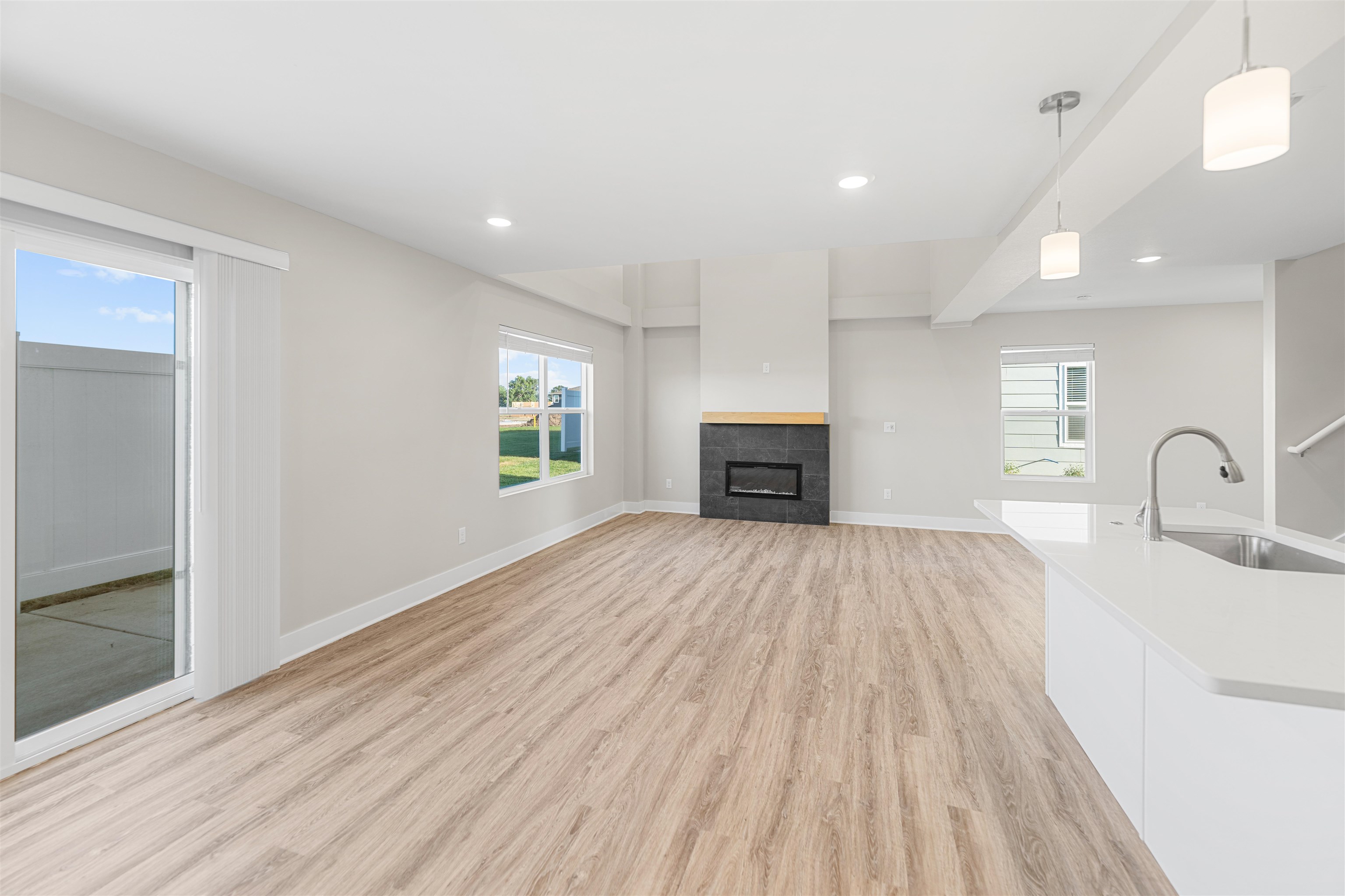 2713 Tim Rogers Ln Property Photo 8
