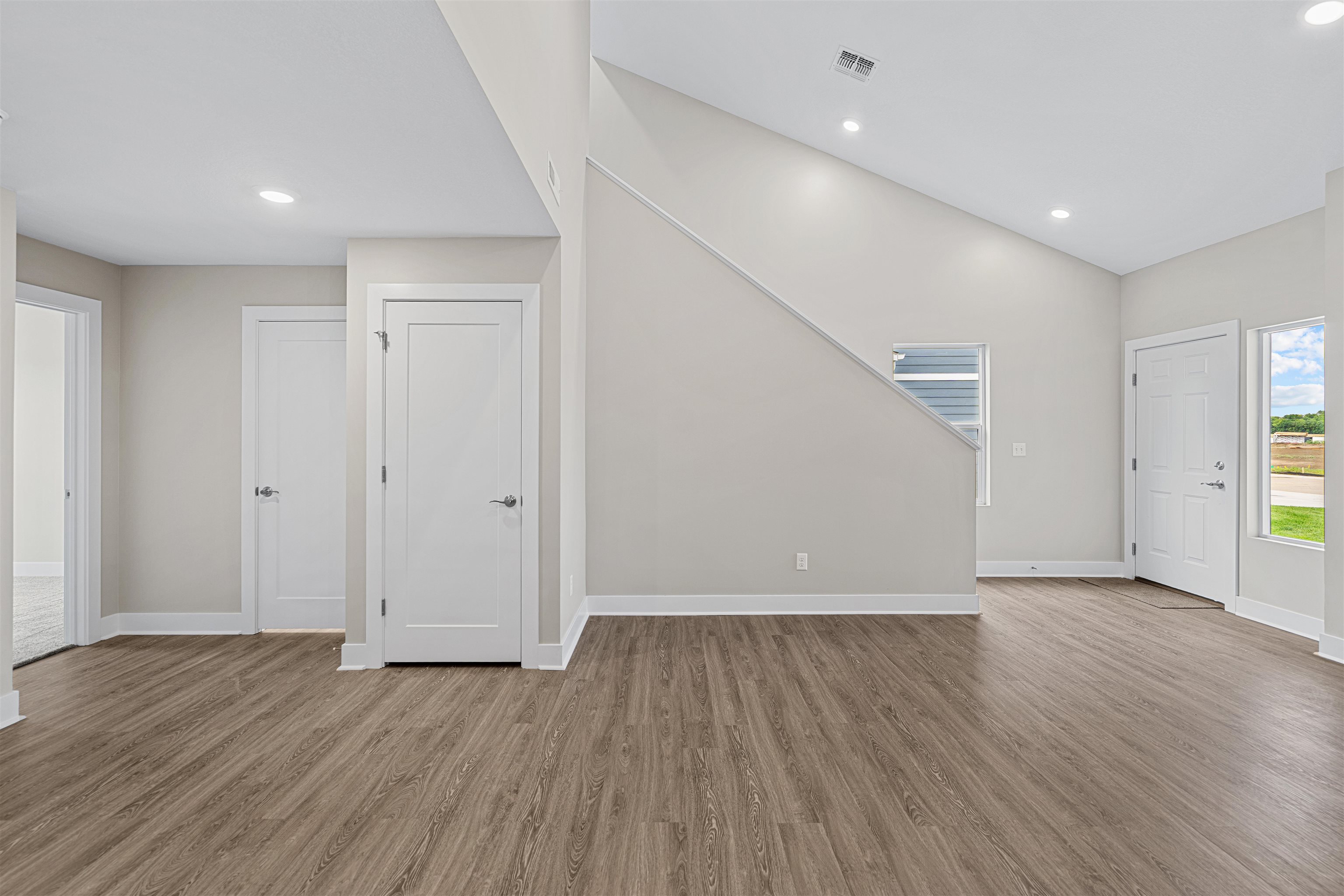 2752 Amelia Property Photo 7