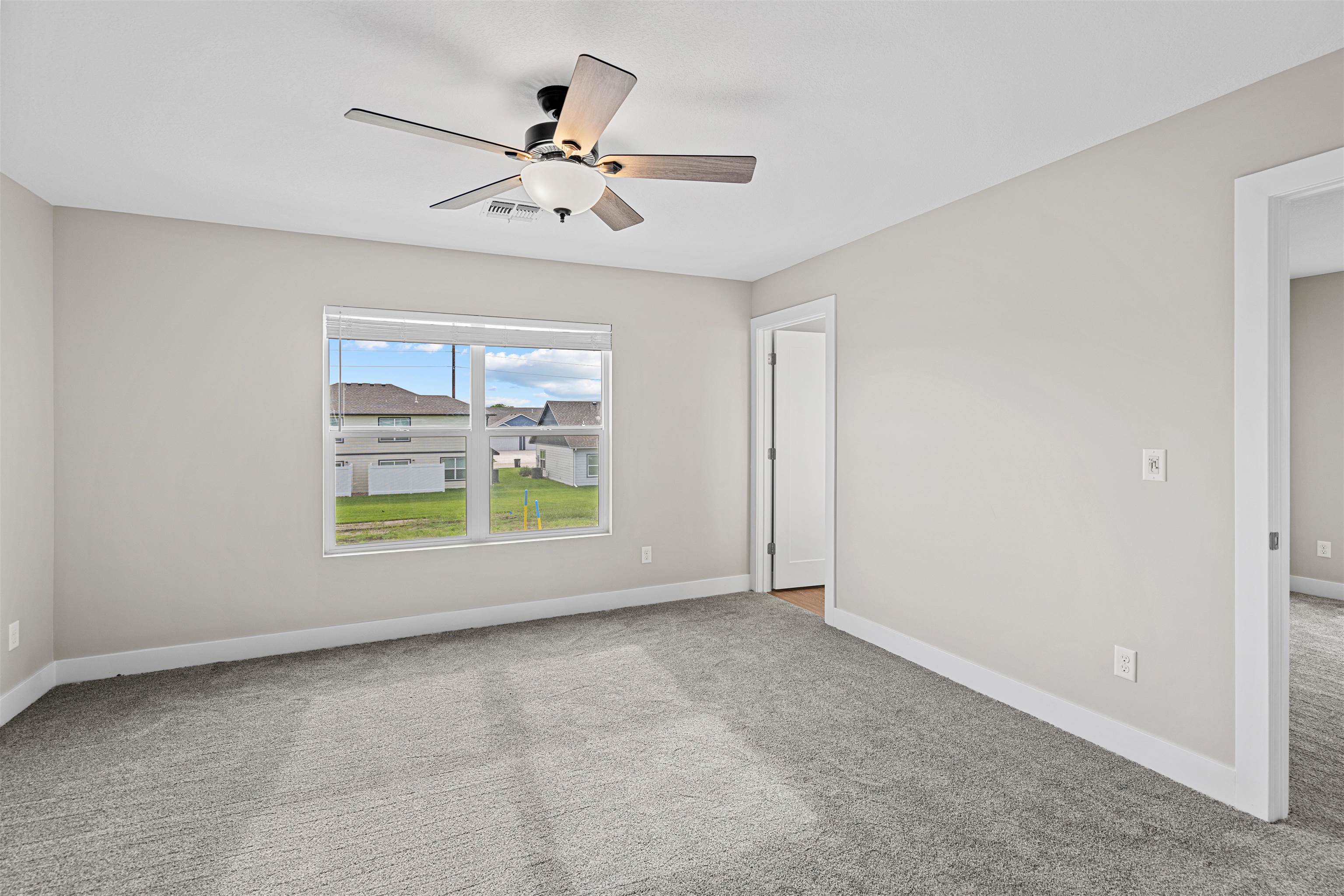 2752 Amelia Property Photo 17