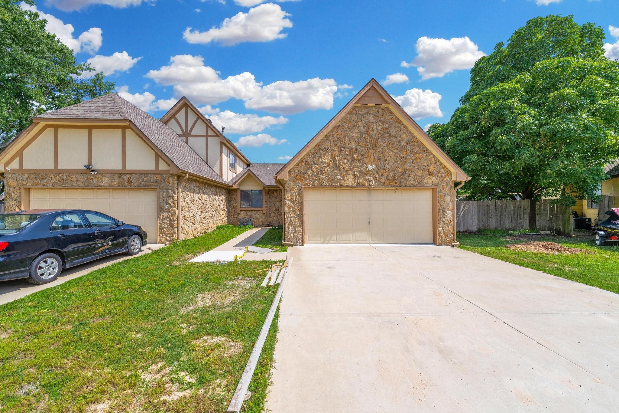 1512 S Todd Pl Property Photo 1