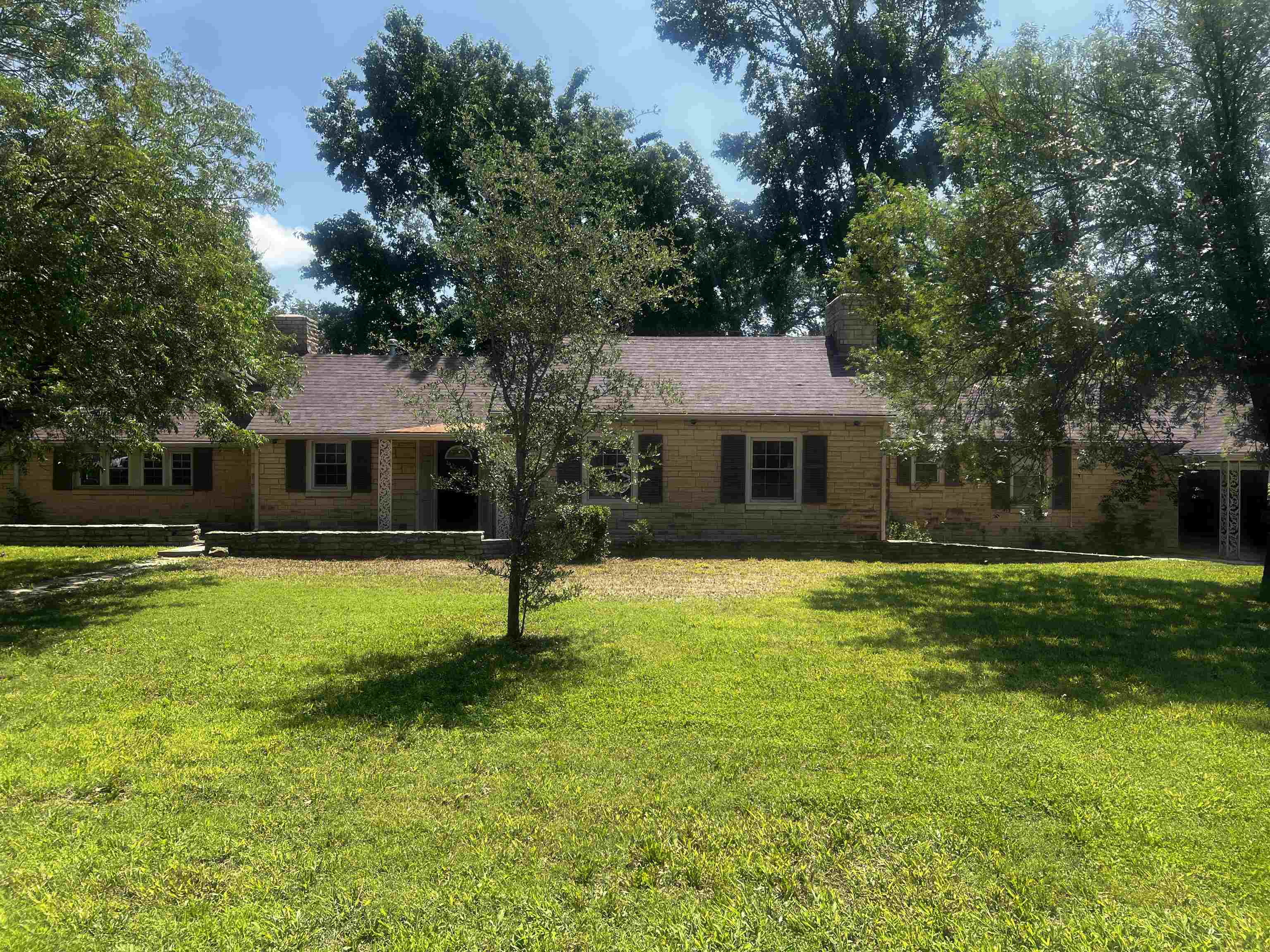 1212 N A Property Photo 1