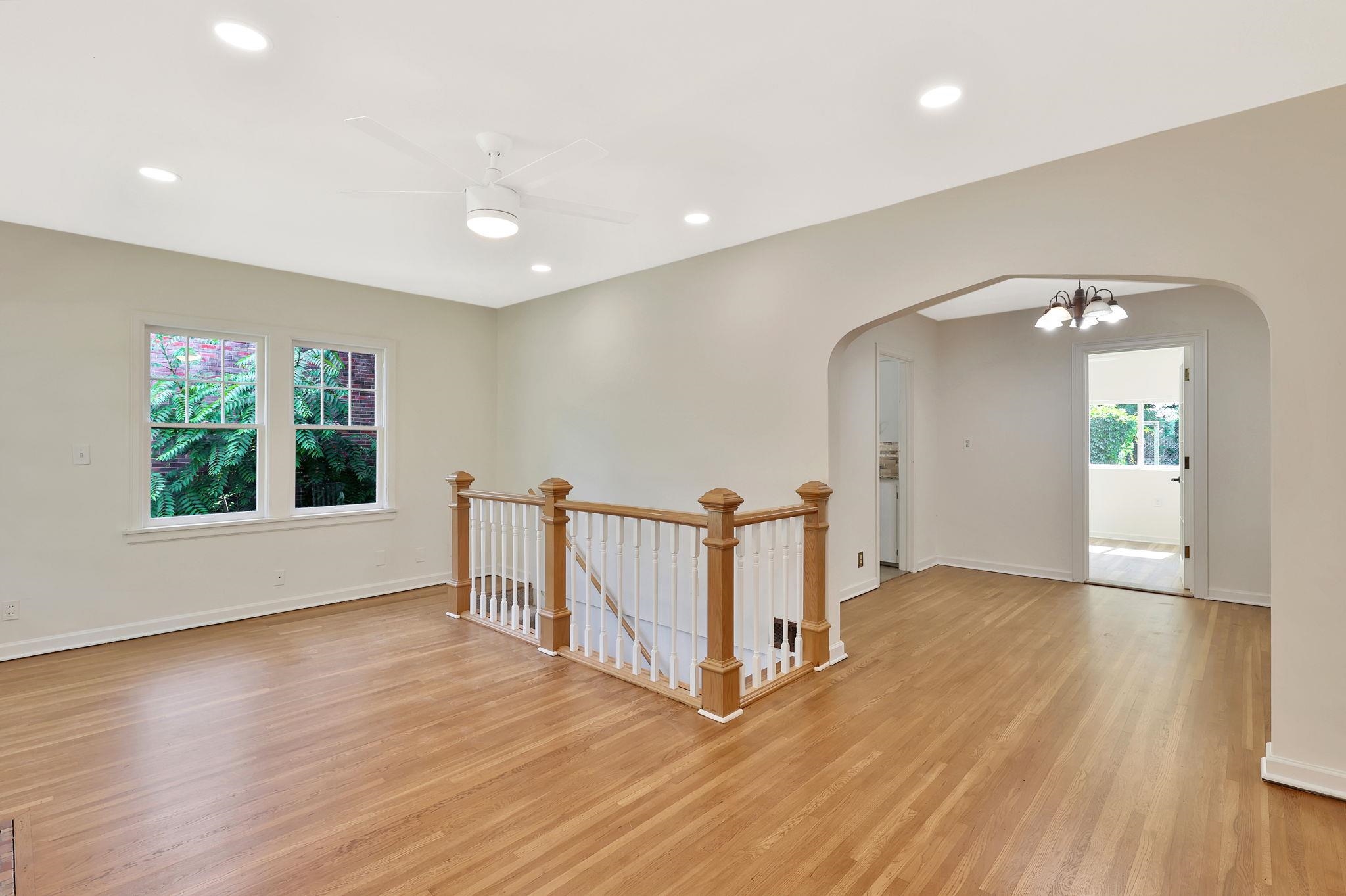 230 S Minneapolis Avenue Property Photo 6