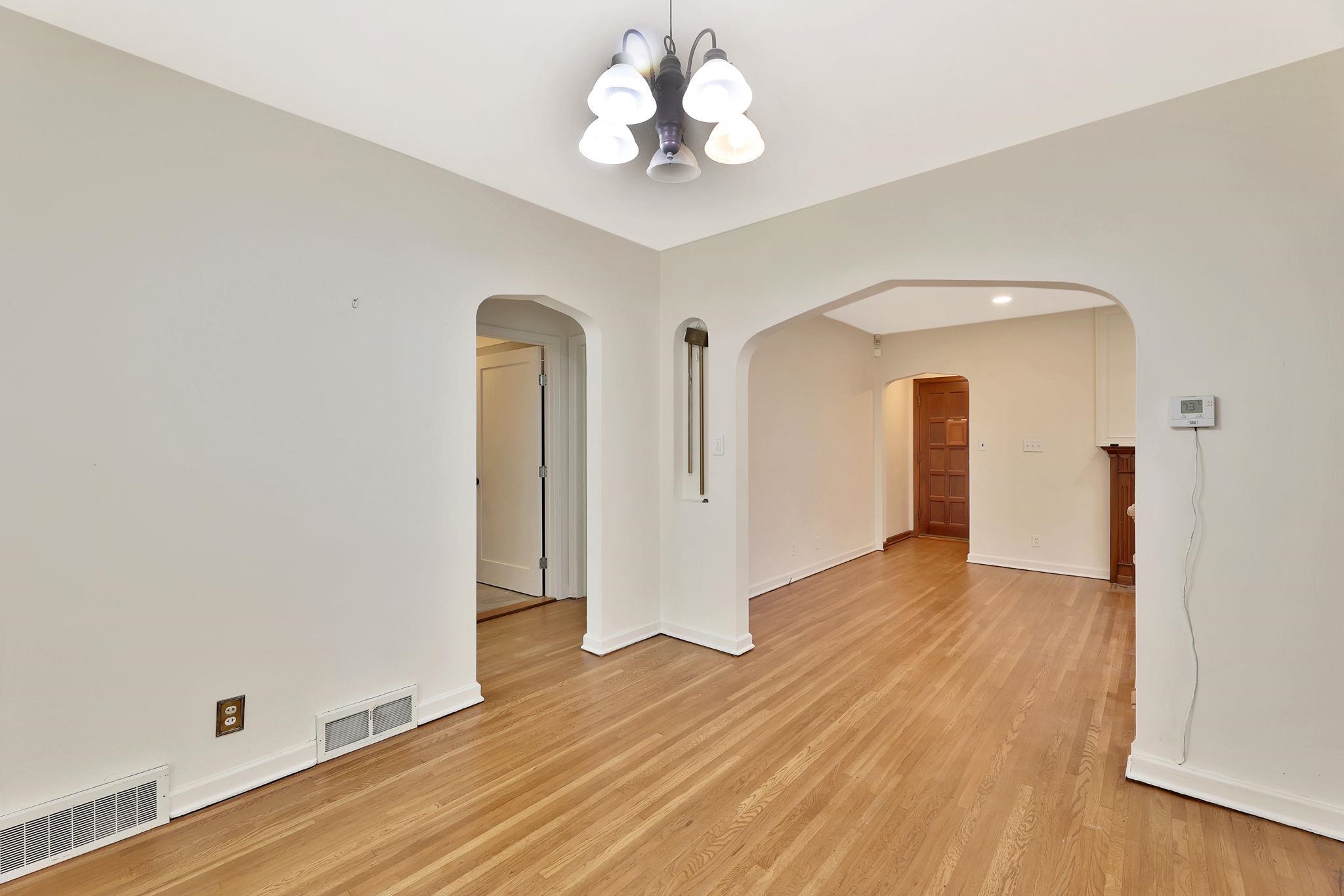 230 S Minneapolis Avenue Property Photo 11
