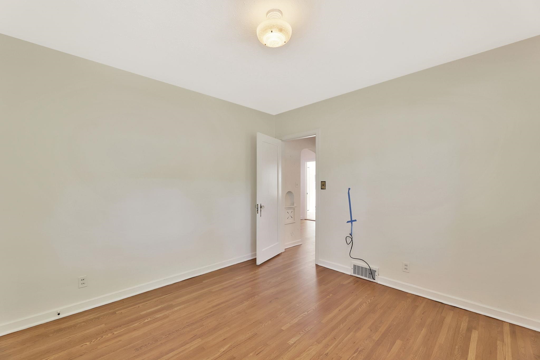 230 S Minneapolis Avenue Property Photo 19