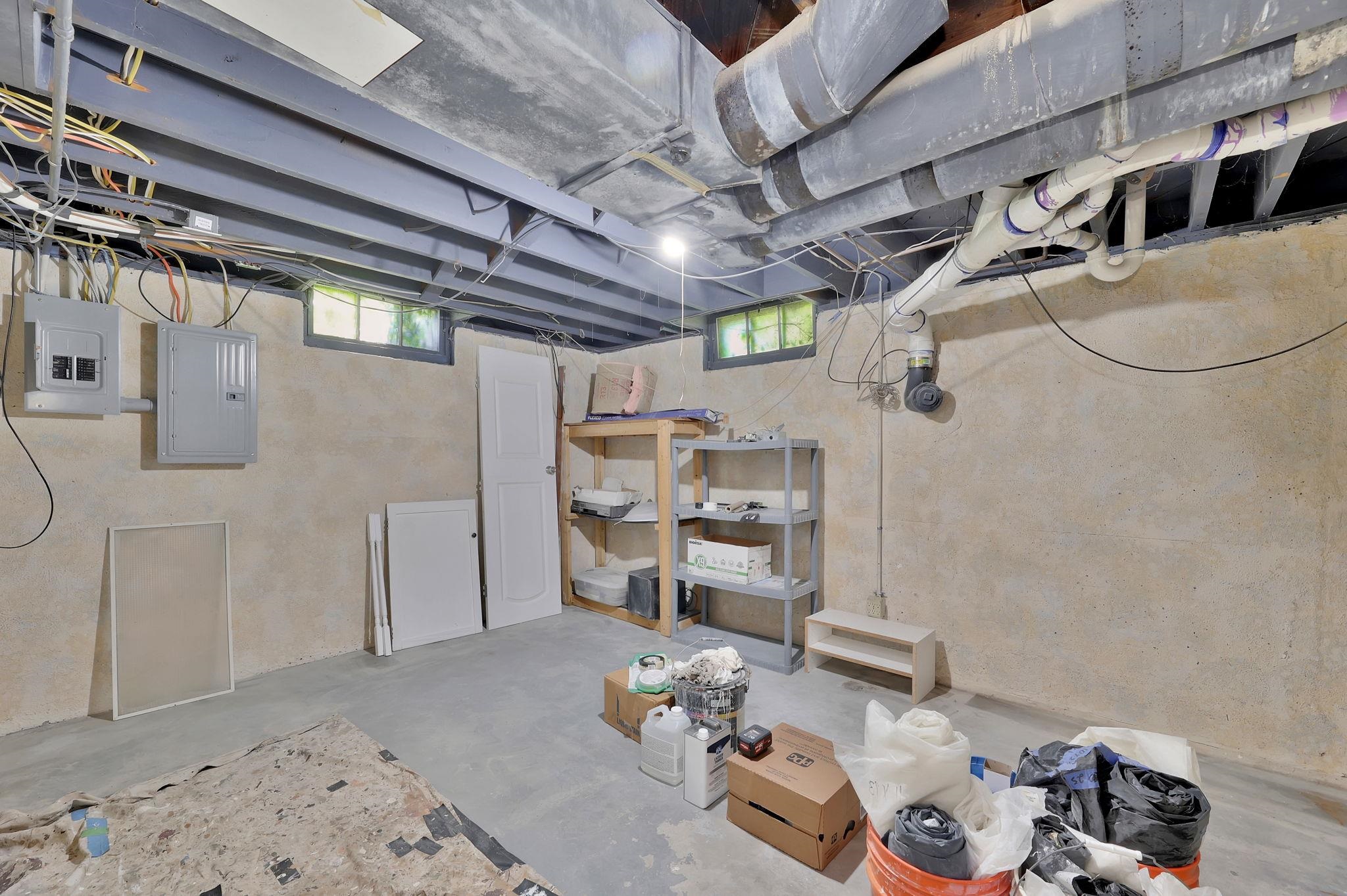 230 S Minneapolis Avenue Property Photo 28