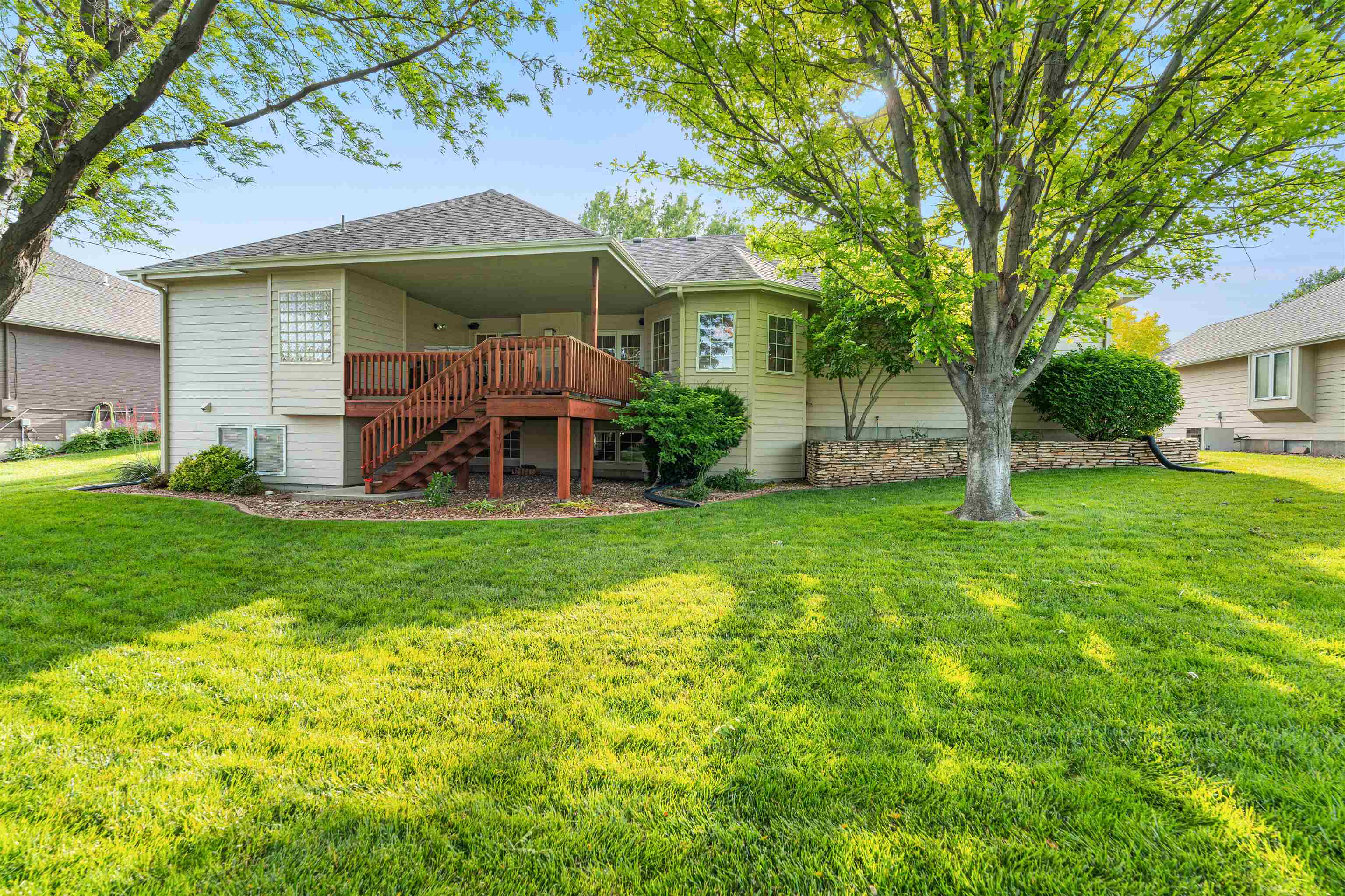 501 Pine Ridge Dr Property Photo 32